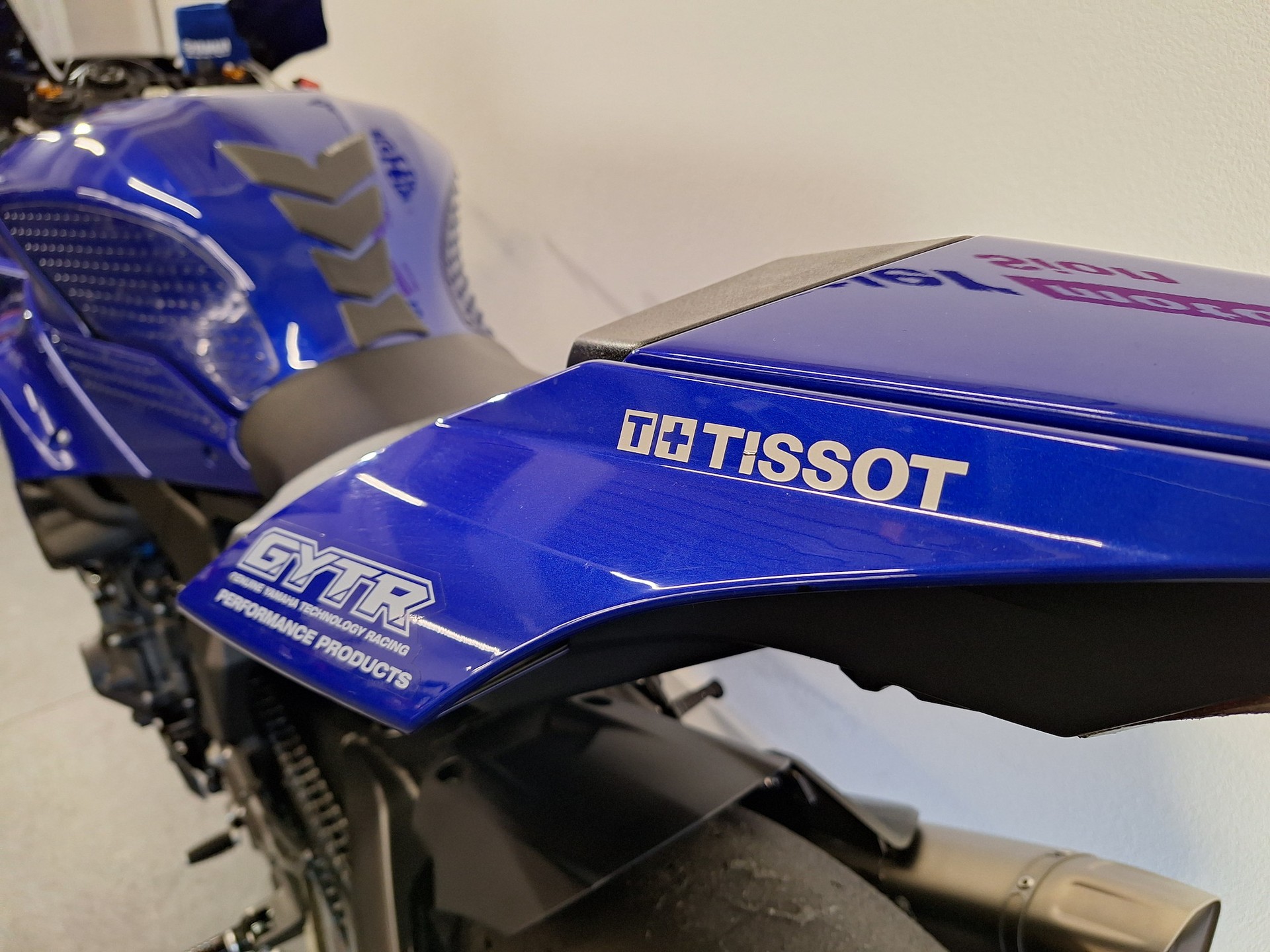 YAMAHA R1-image-9