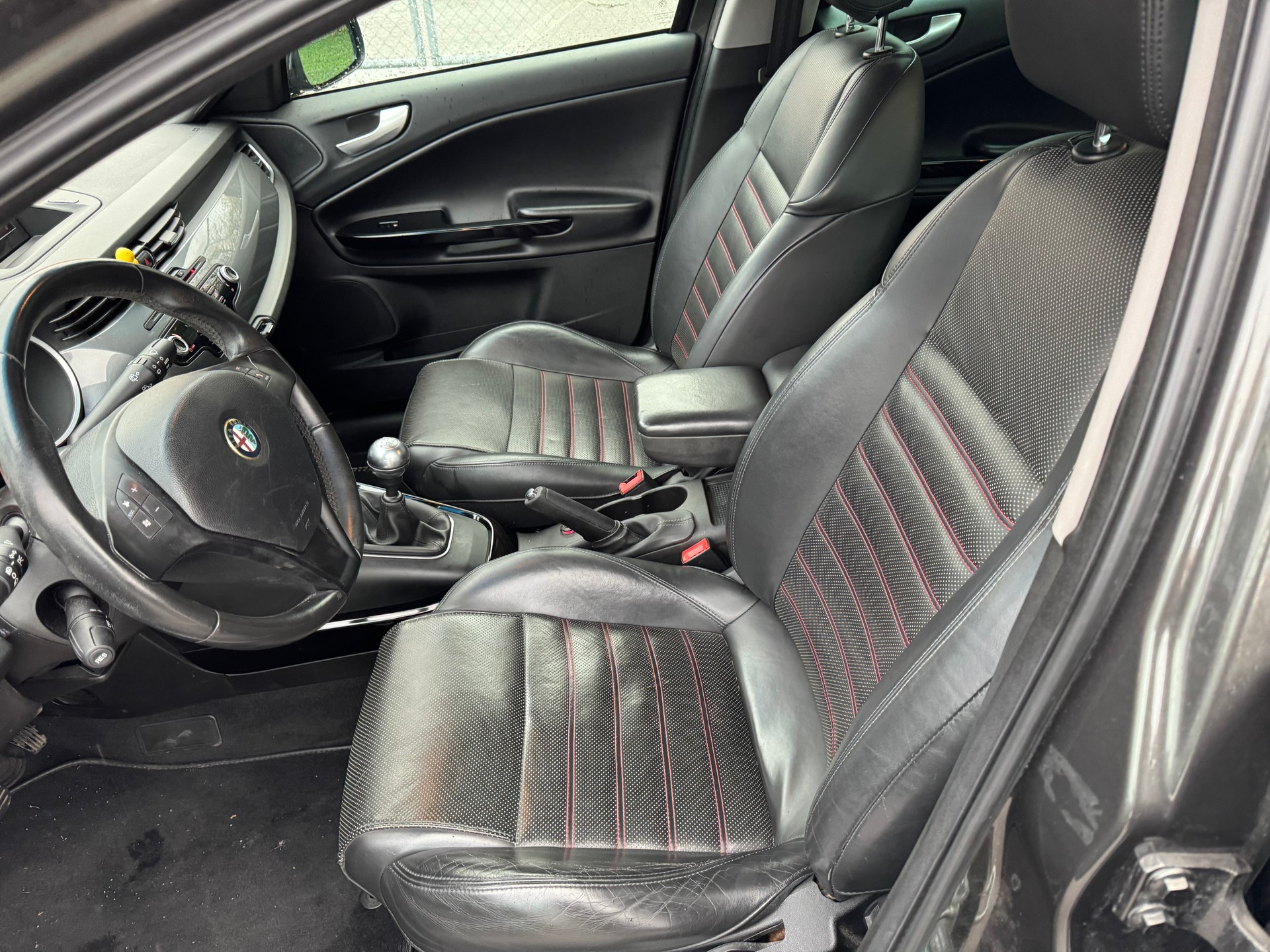 ALFA ROMEO Giulietta 1.6 JTDM Progression-image-8