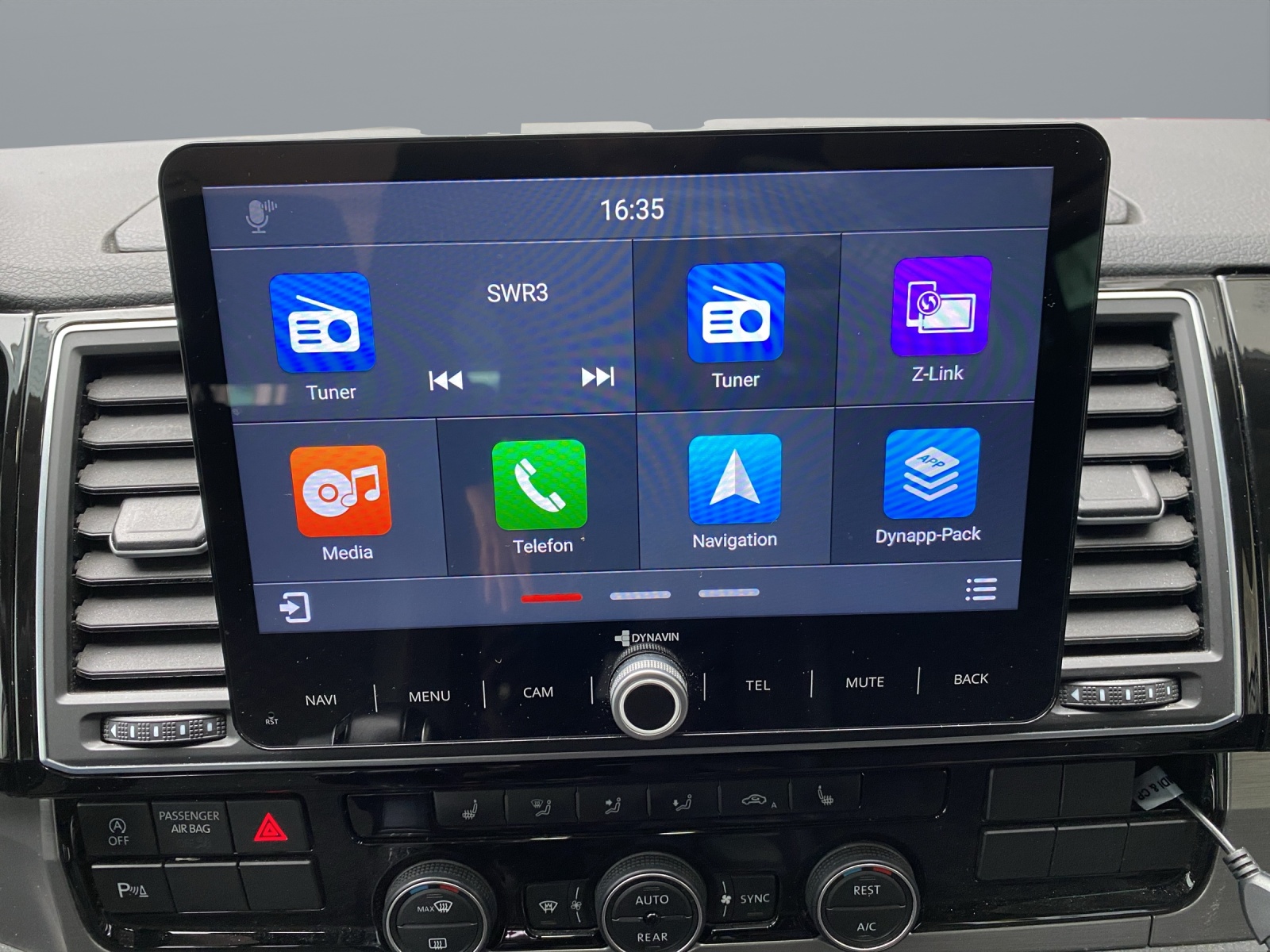 VW T6 Multivan 2.0 TDI-image-14