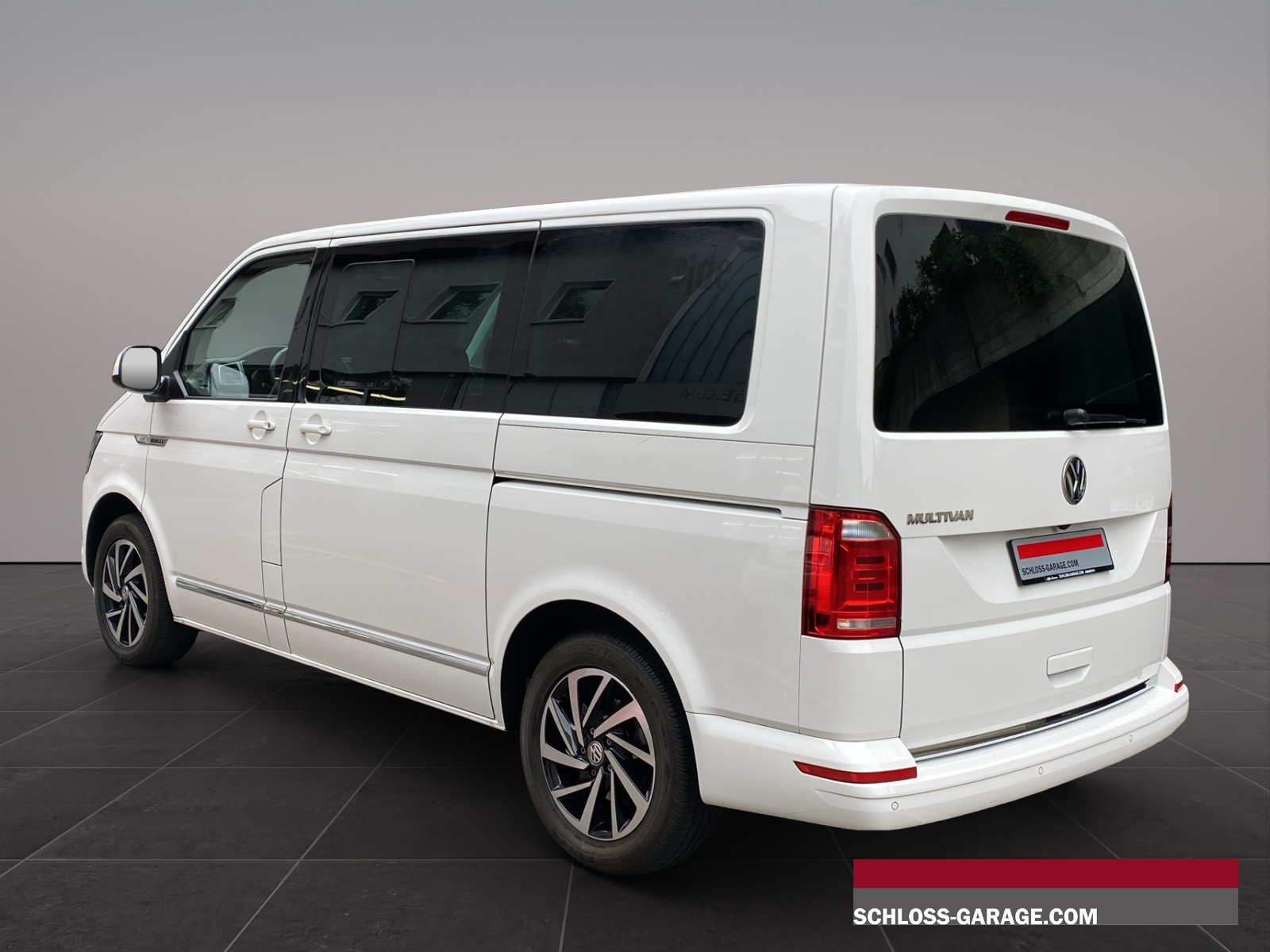 VW T6 Multivan 2.0 TDI-showroom-element-3