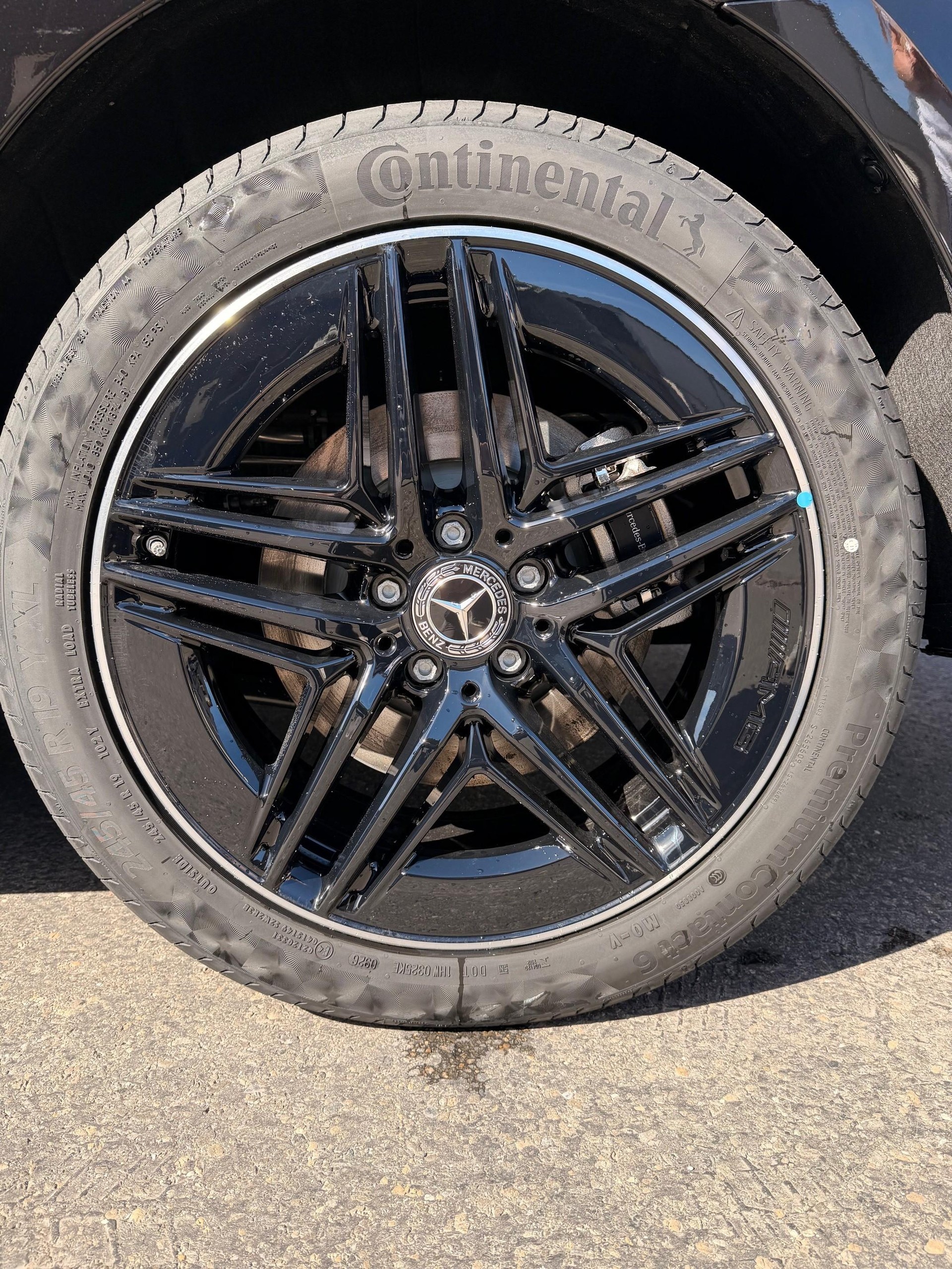 MERCEDES-BENZ V 300 d Swiss Ed. lang 4matic Van-image-14