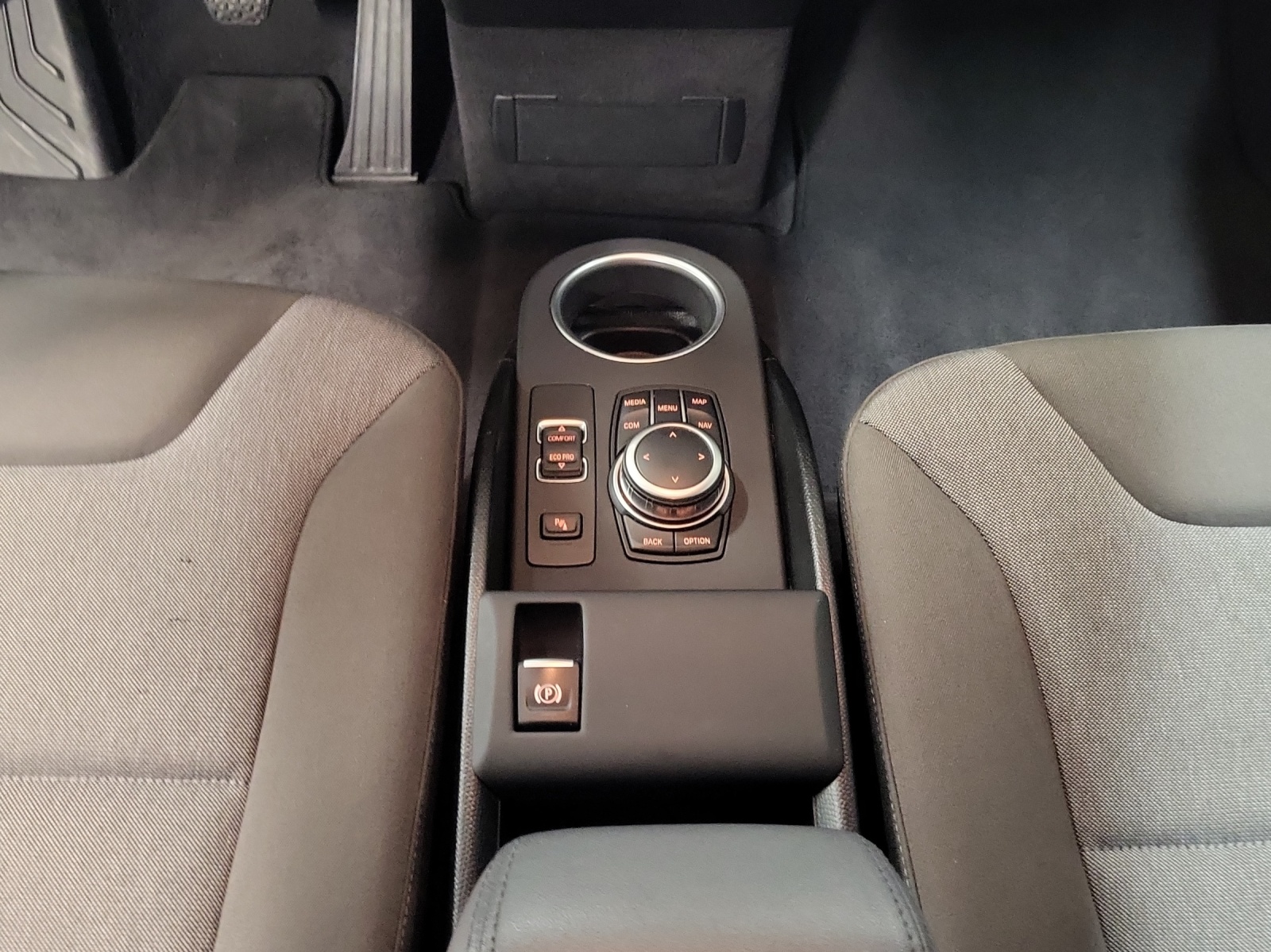 BMW i3 (120Ah) Fleet Edition-image-16