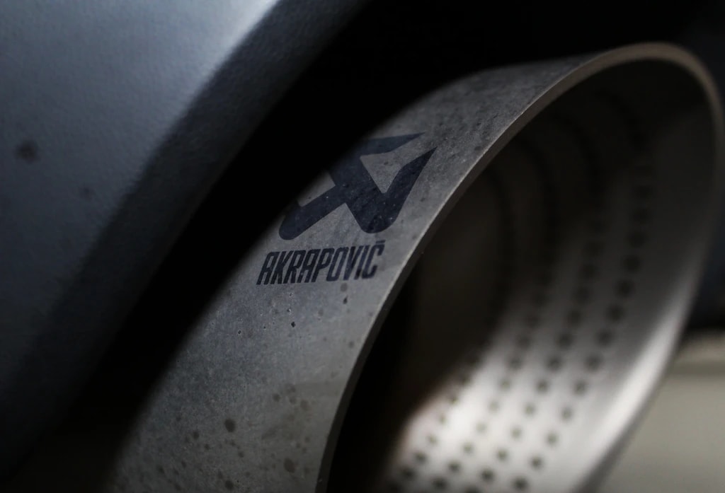 VW Golf 2.0 TSI GTI Clubsport 45 DSG Akrapovic-image-29