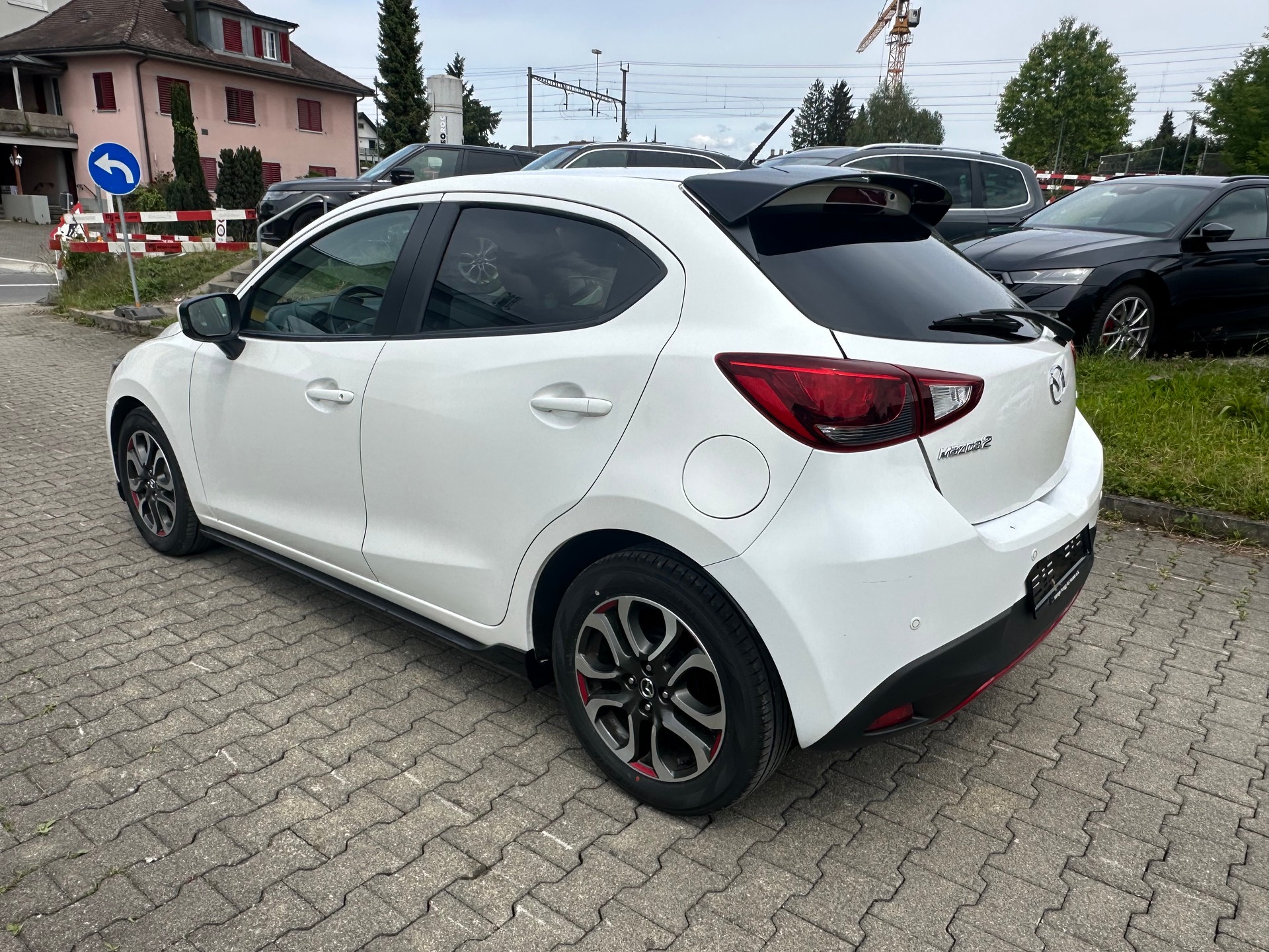 MAZDA 2 1.5i 16V Skyactiv-G Swiss Edition-image-2