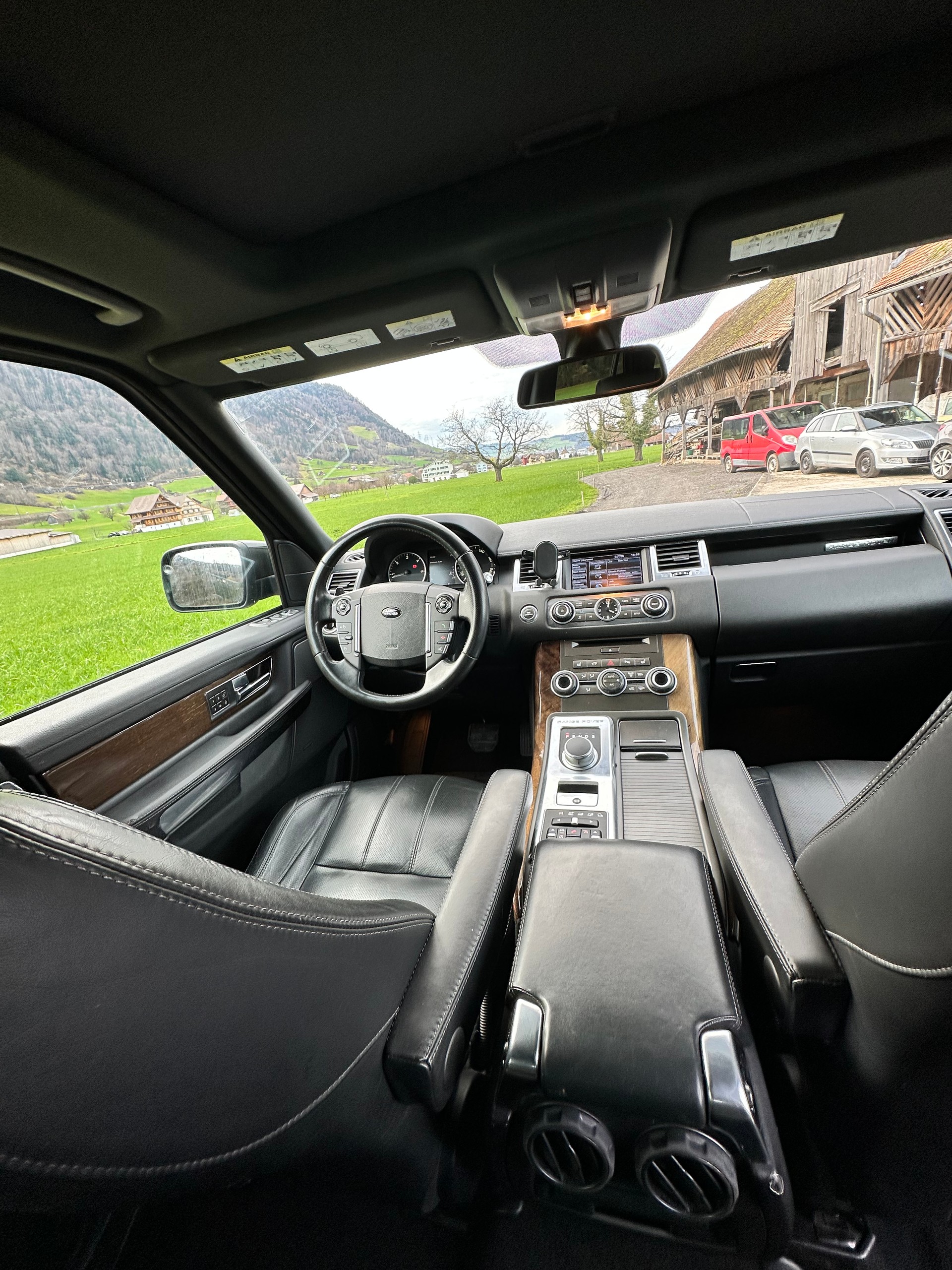 LAND ROVER Range Rover Sport 3.0 TDV6 SE Automatic-image-7