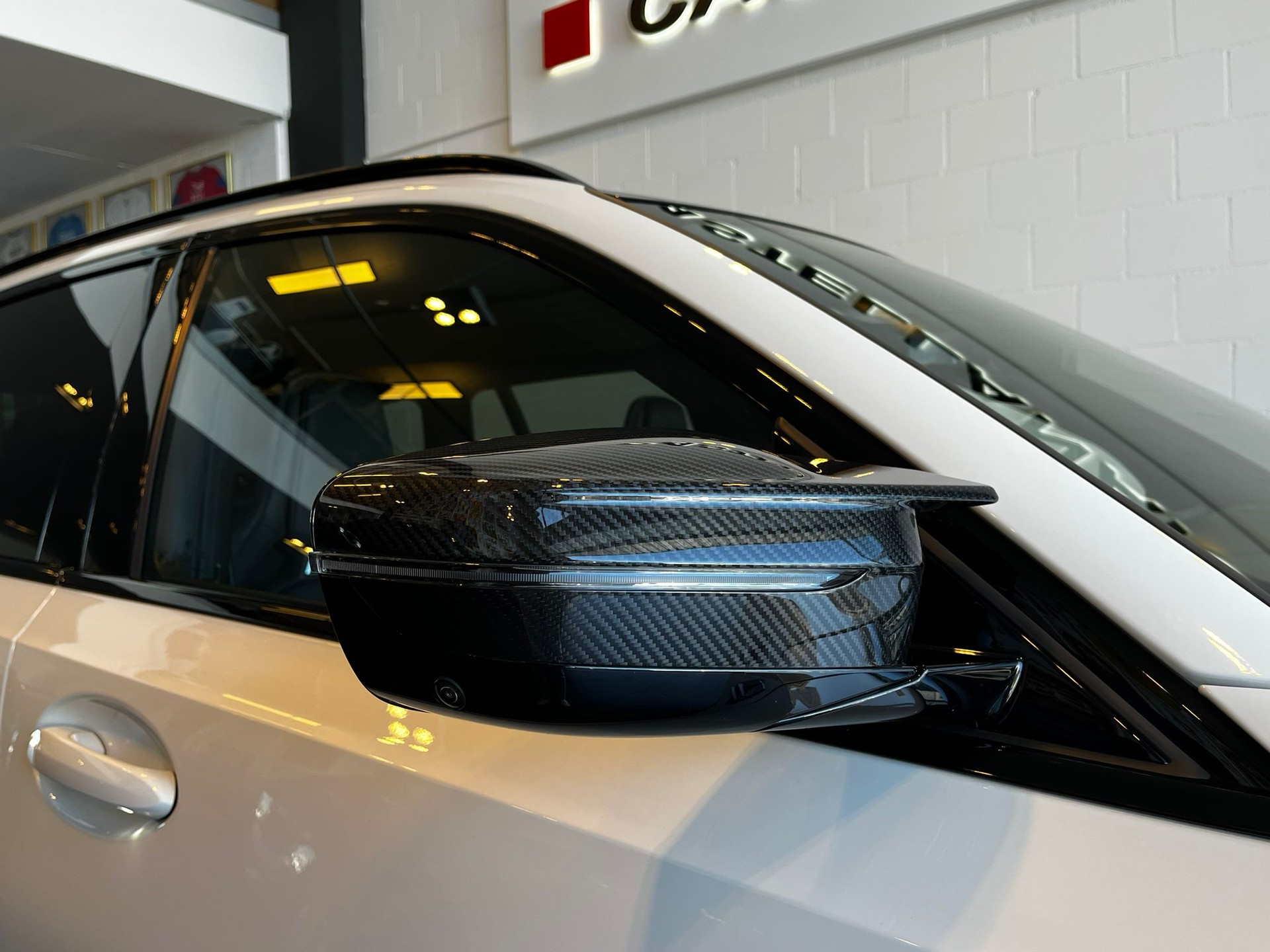 BMW M3 Touring xDrive Competition M-image-8