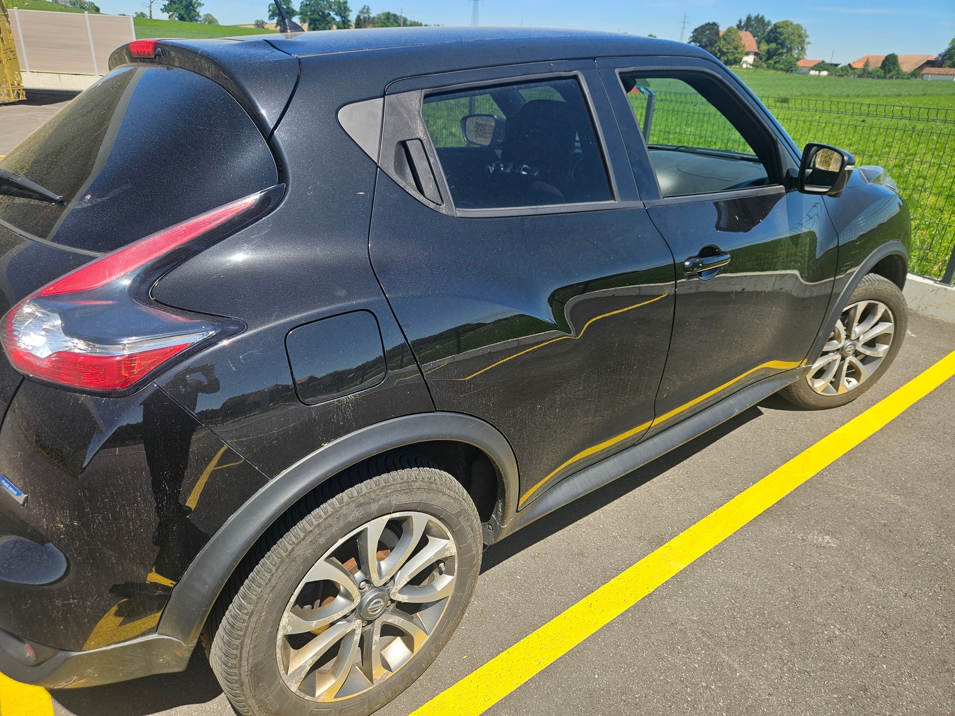 NISSAN Acenta-image-1