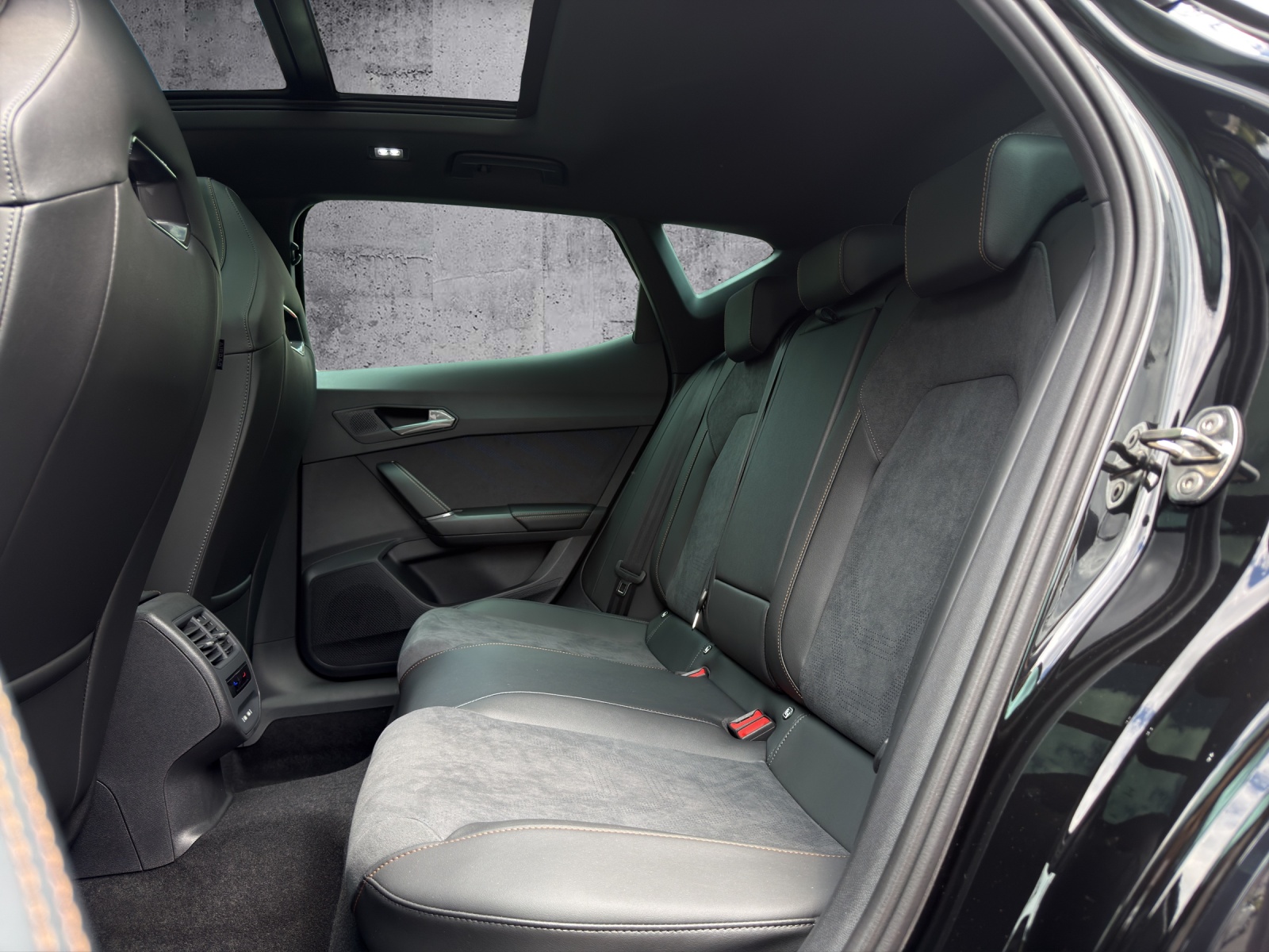 CUPRA Formentor 2.0TSI VZ 4Drive DSG *5 Jahre Garantie*-image-9