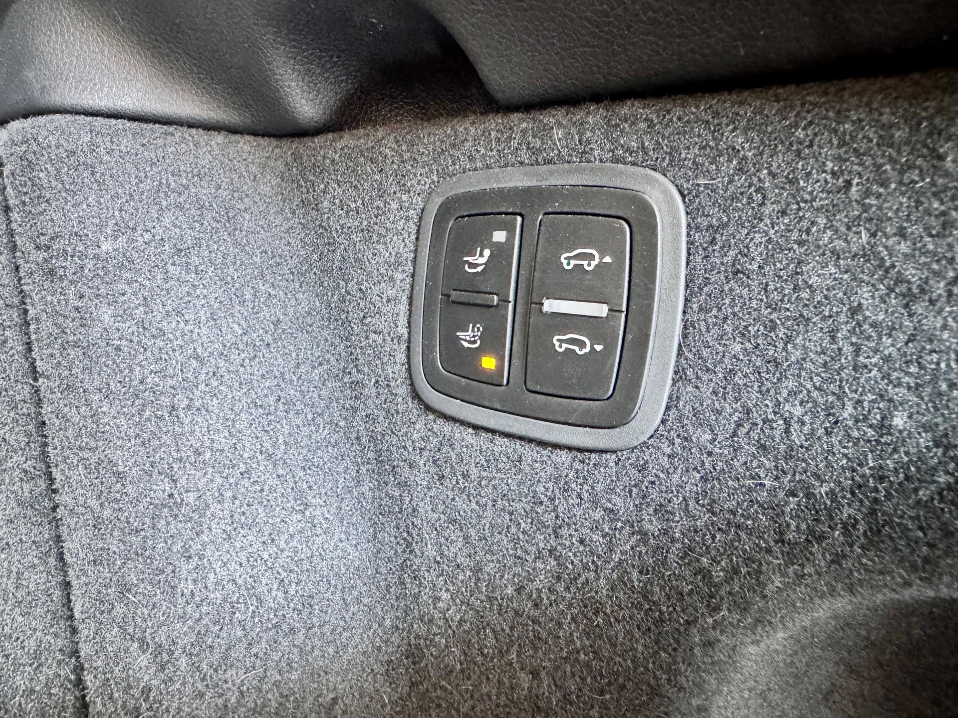 PORSCHE Macan GTS PDK-image-6