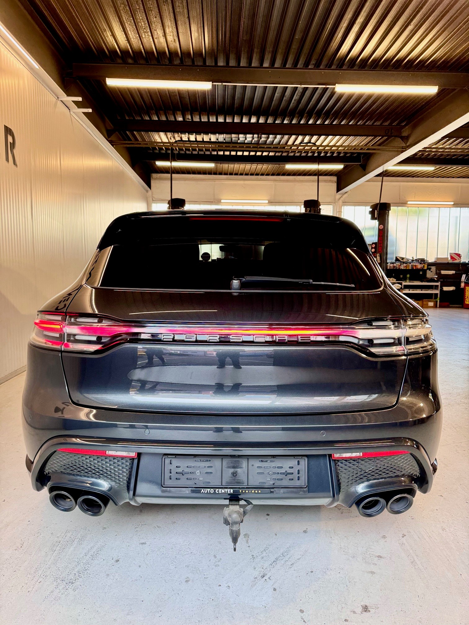 PORSCHE Macan GTS PDK-image-5
