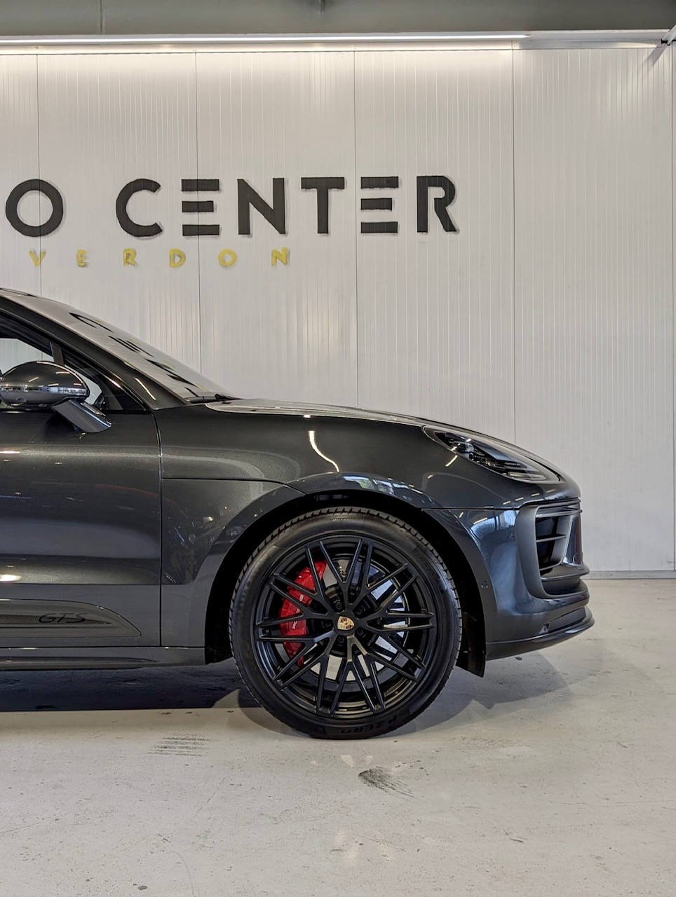 PORSCHE Macan GTS PDK-showroom-element-1