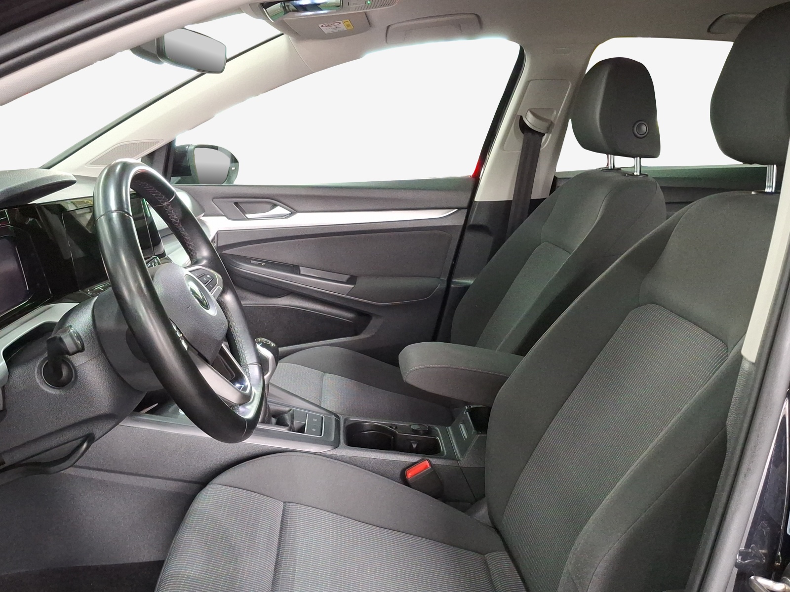 VW Golf 1.0 TSI Value-image-7