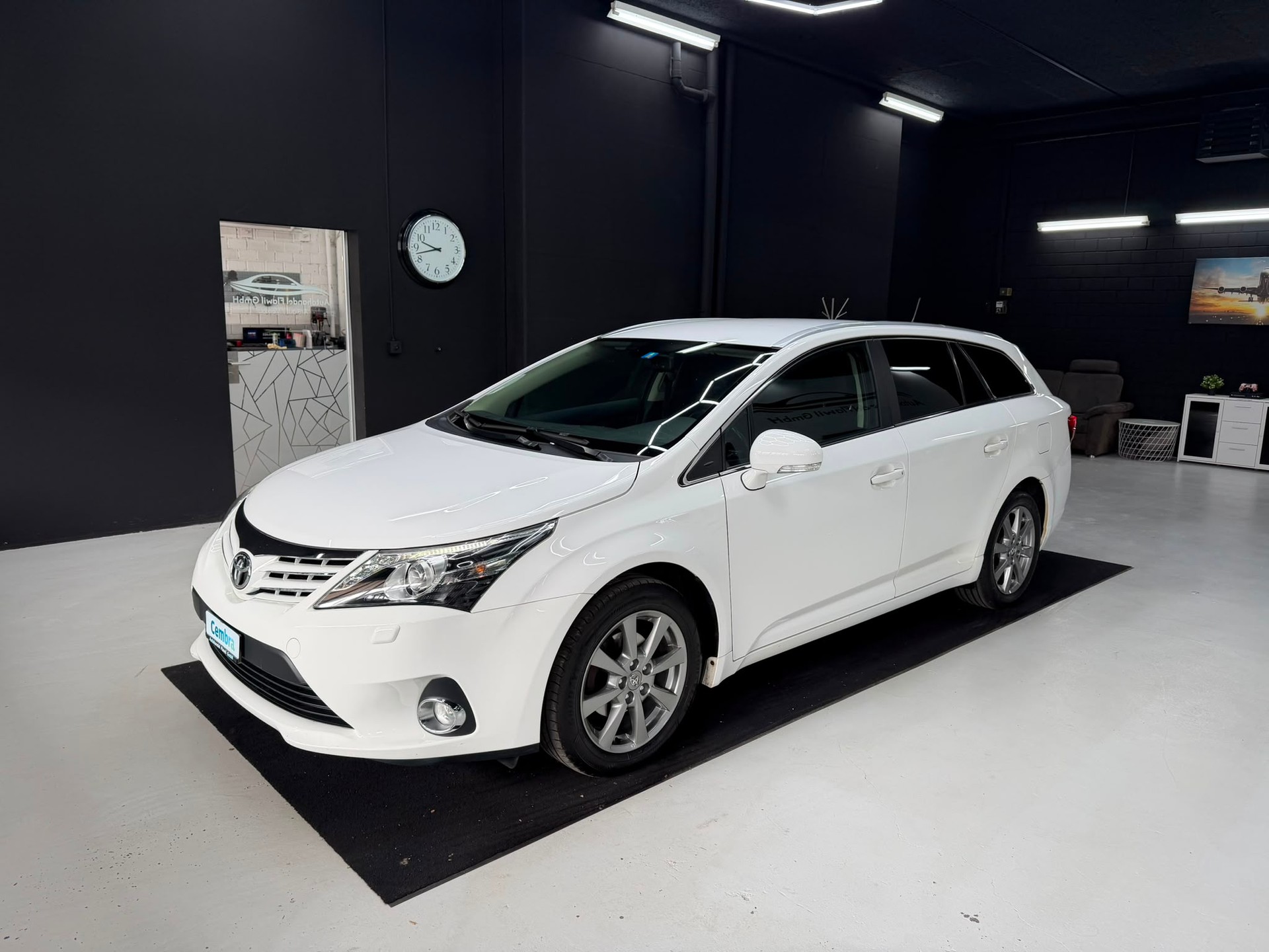 TOYOTA Avensis Sportswagon 2.0 Sol Premium Multidrive-showroom-element-2