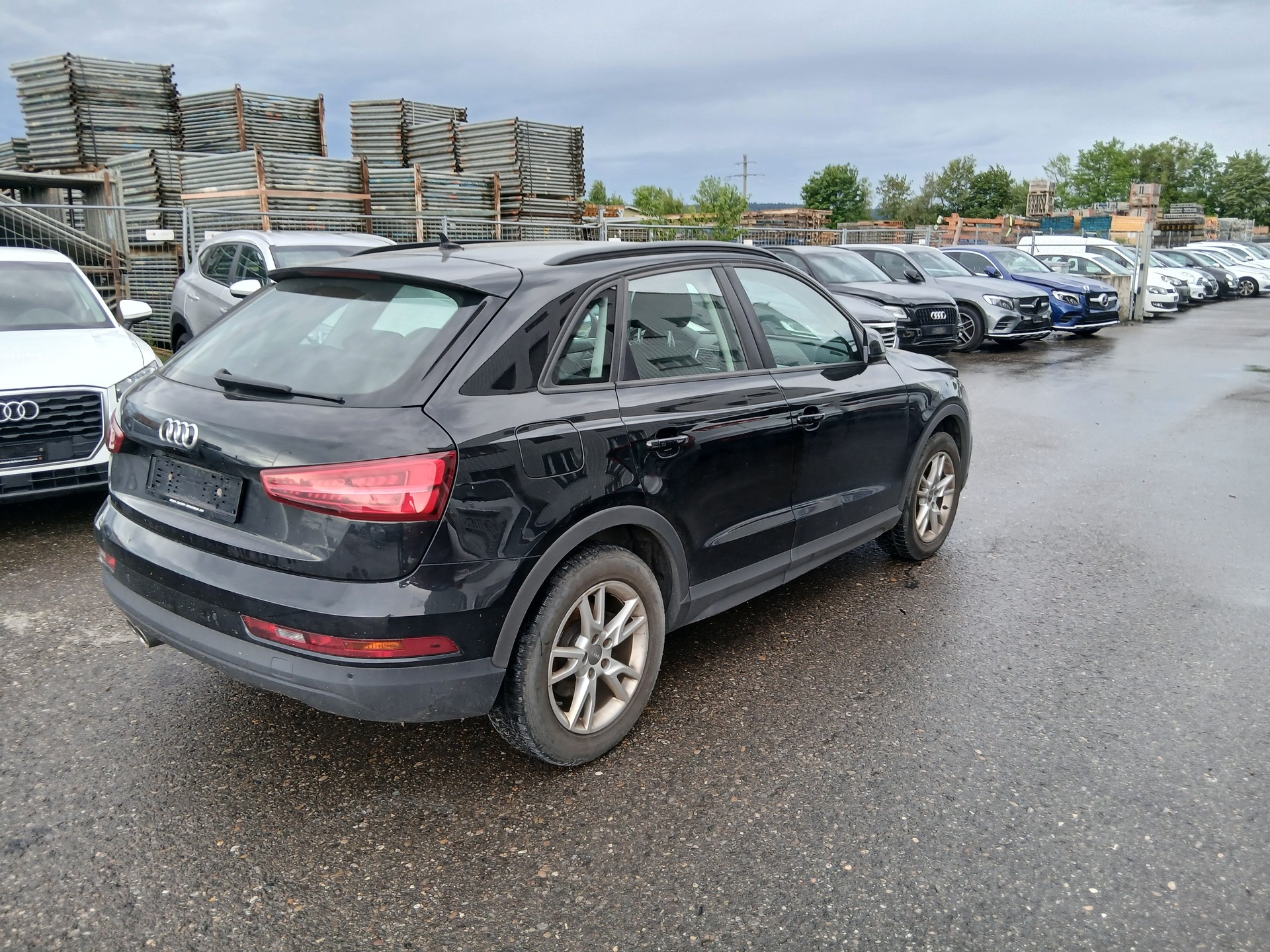 AUDI Q3 2.0 TDI design-image-3