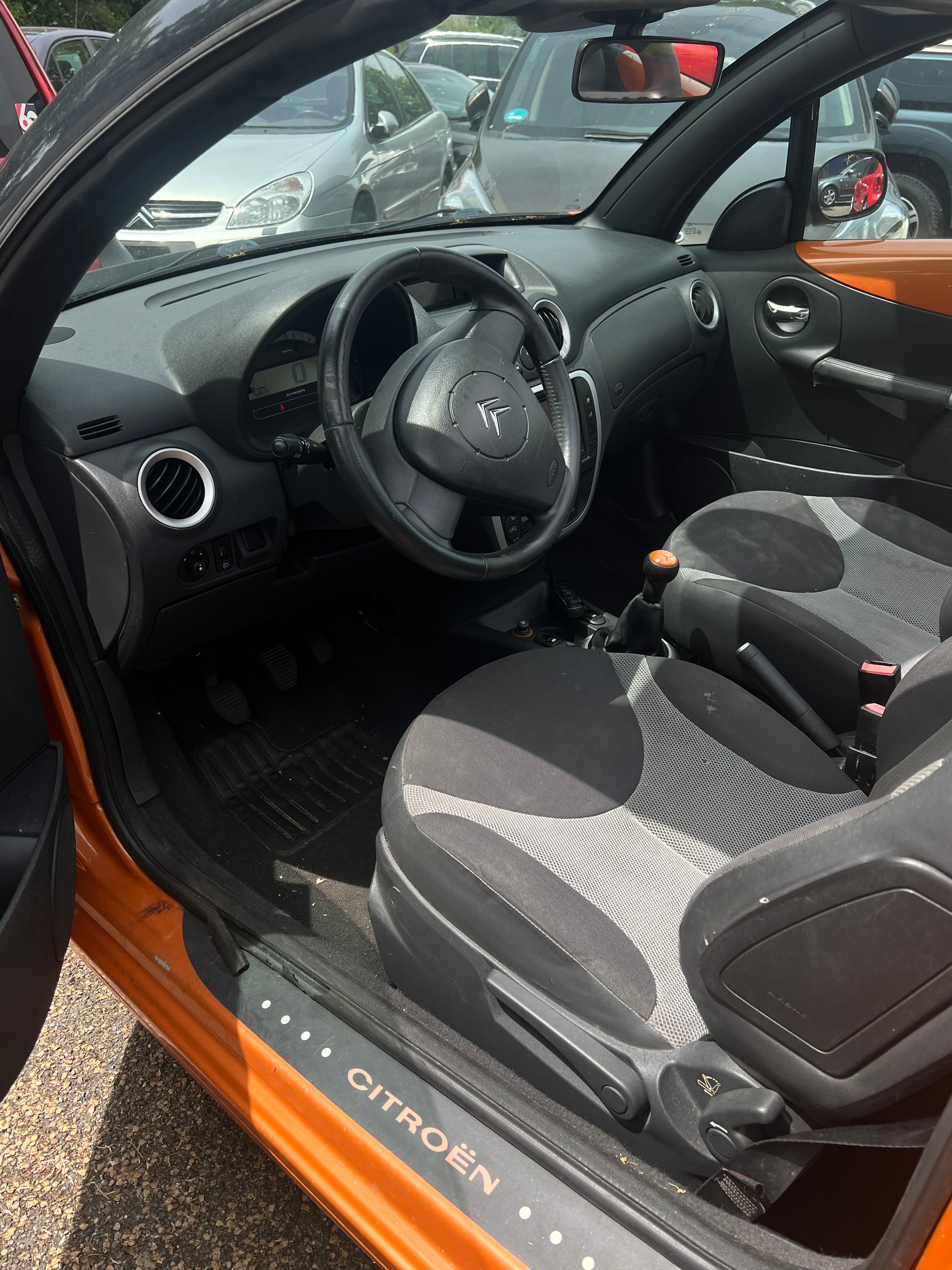 CITROEN C3 Pluriel 1.4i-image-5