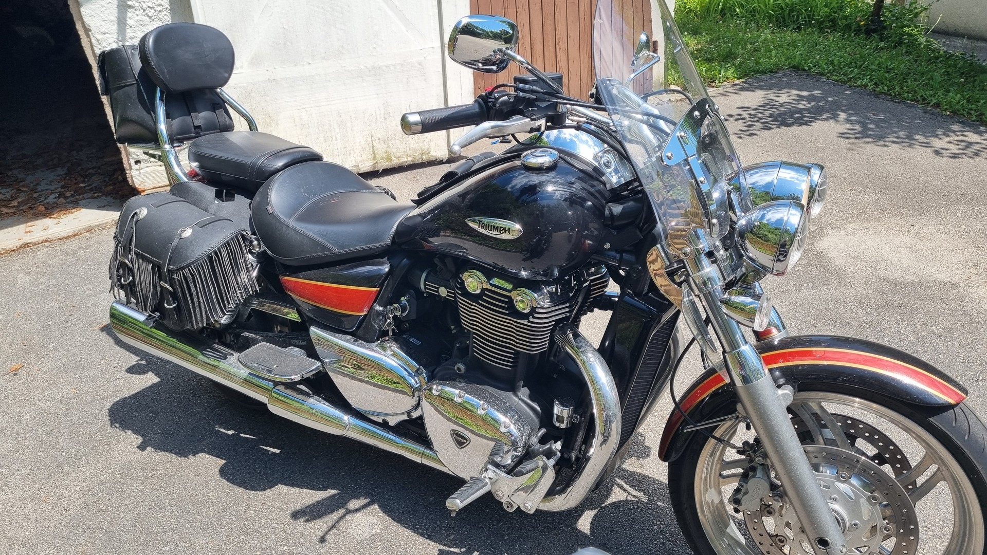 TRIUMPH Thunderbird 1600 ABS-image-1
