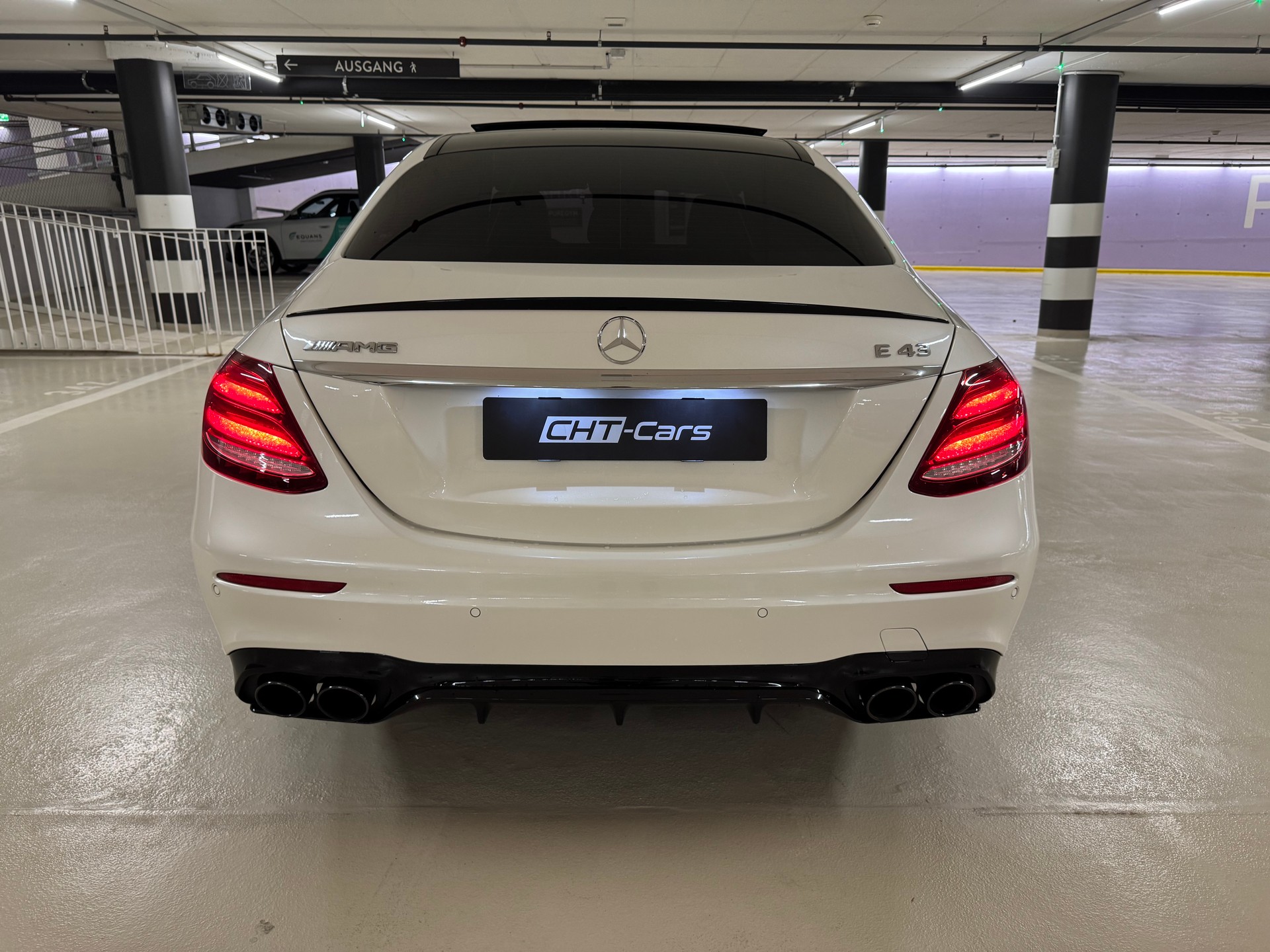 MERCEDES-BENZ E 43 AMG 4Matic 9G-Tronic-showroom-element-3