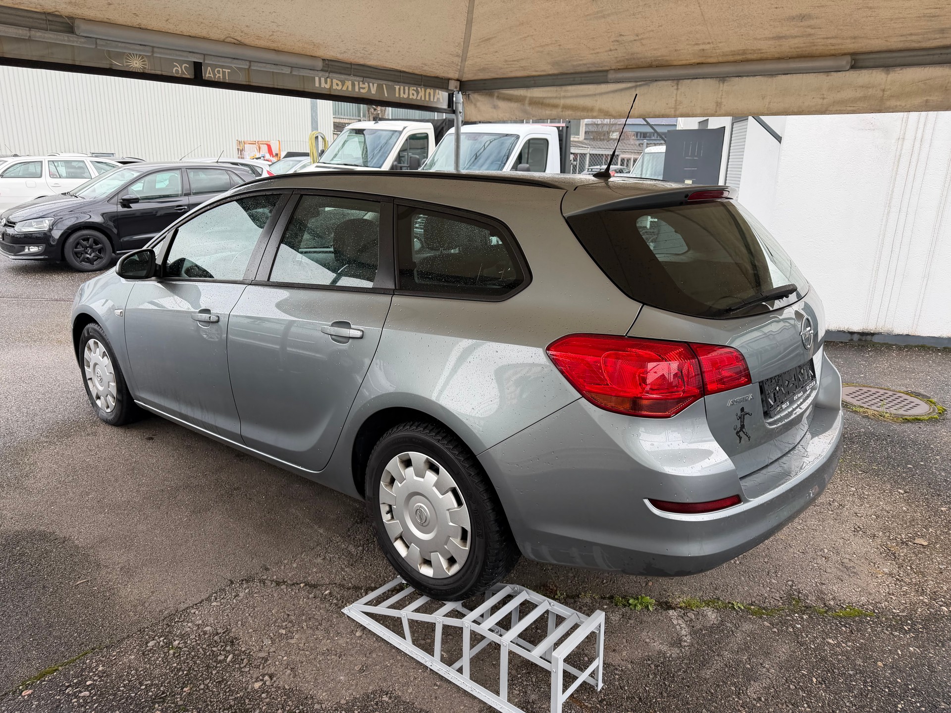 OPEL Astra SportsTourer 1.6i 16V Automatic-image-2