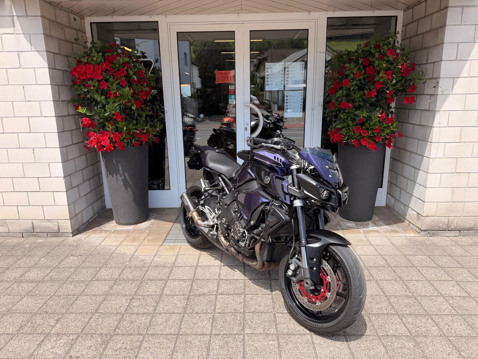 YAMAHA MT-10 ABS-image-2