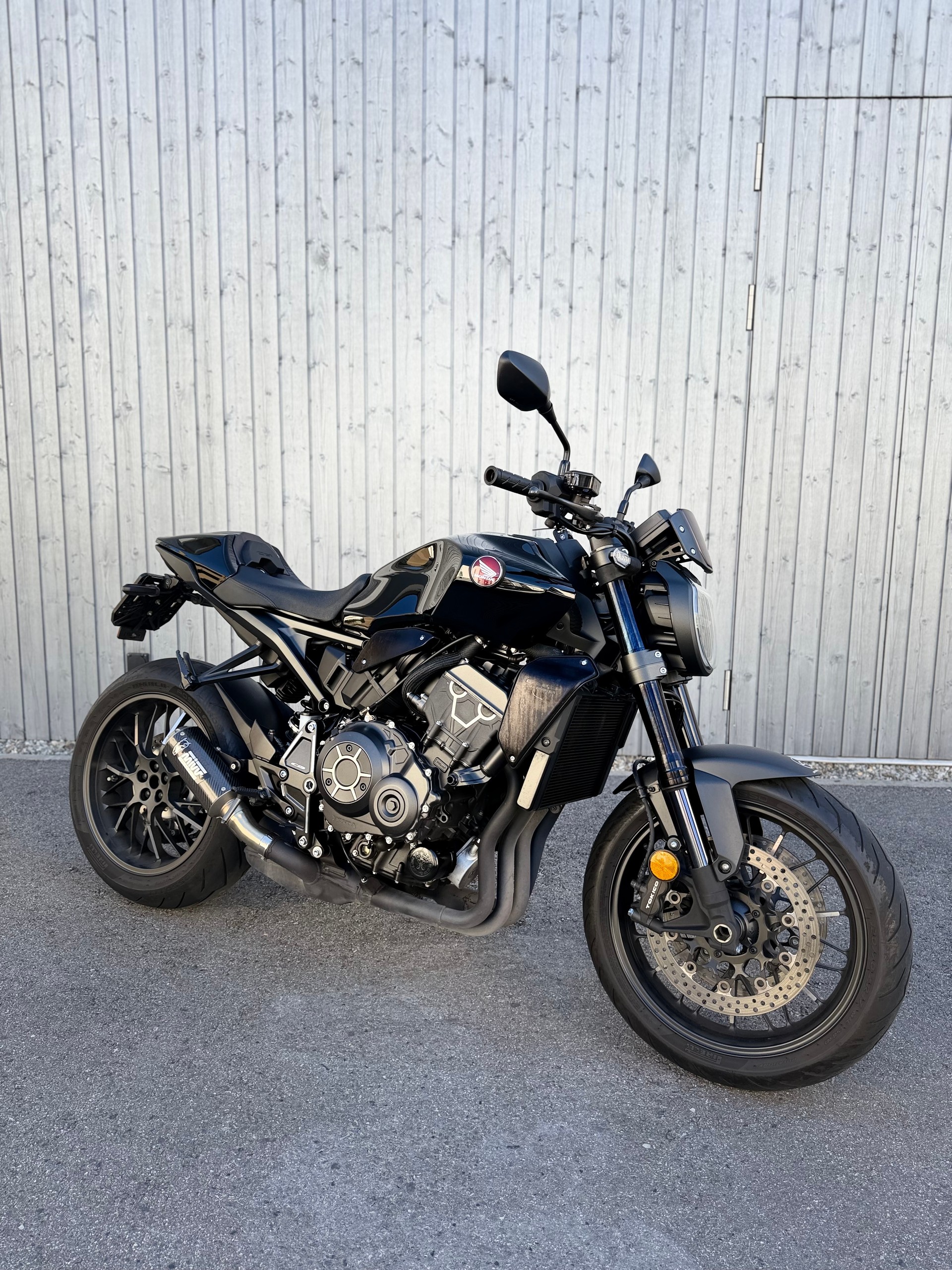HONDA CB 1000 R Black Edition-image-1