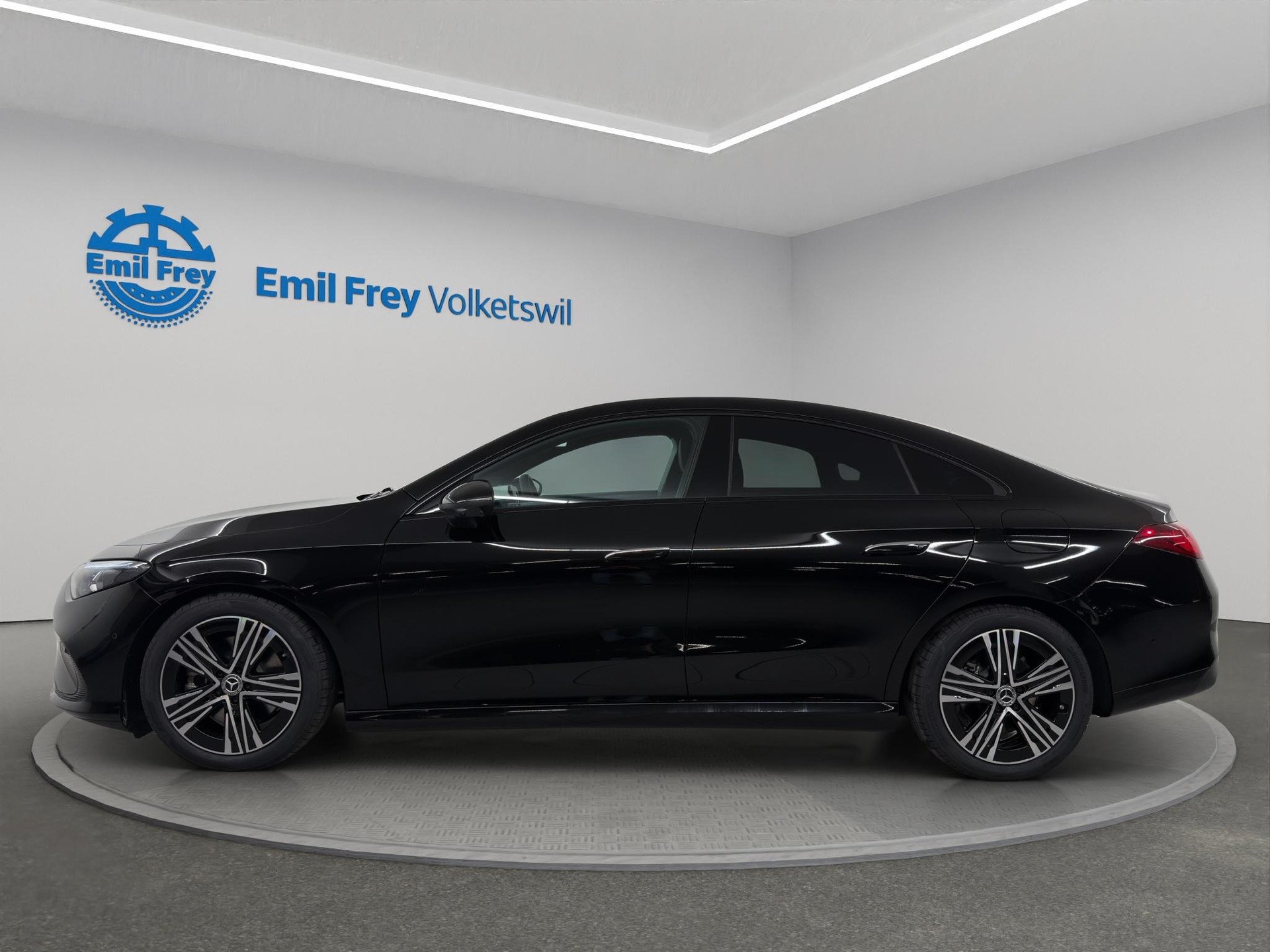MERCEDES-BENZ CLA 220 Progressive 4matic-showroom-element-1