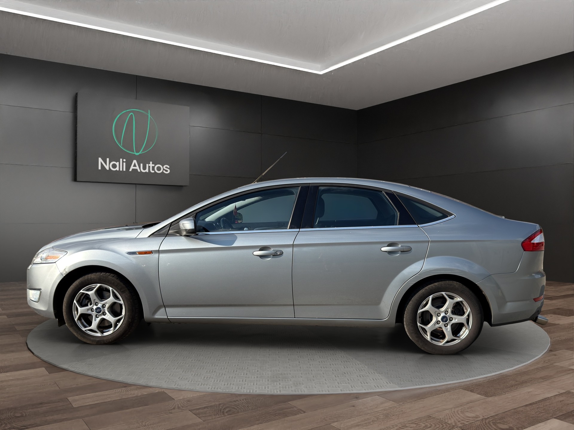 FORD Mondeo 2.0 SCTi Titanium S PowerShift-showroom-element-3