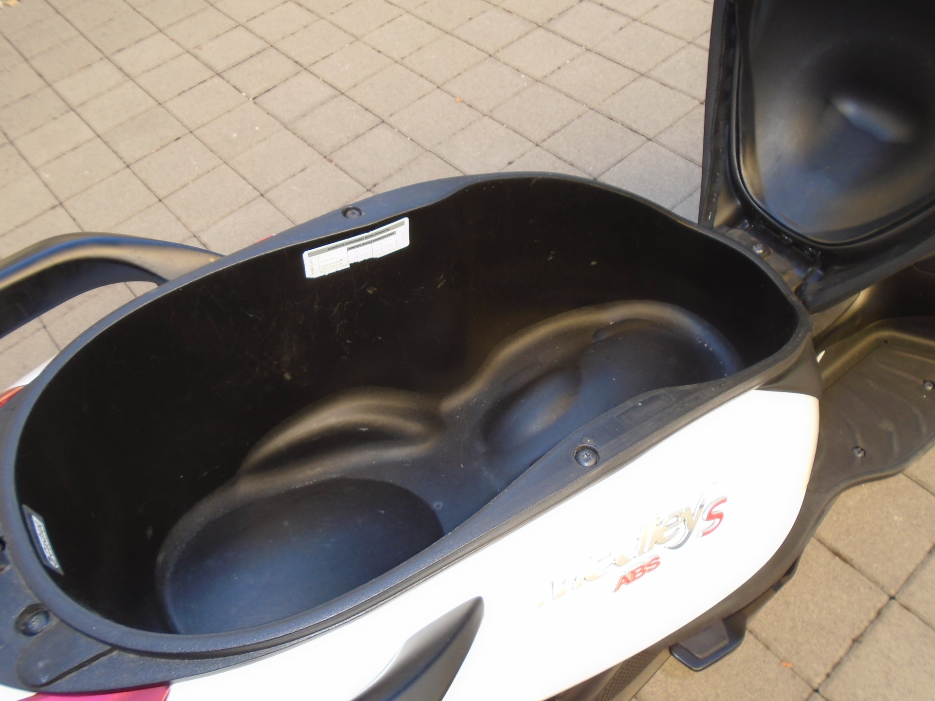 PIAGGIO Medley 125 Sport-image-6
