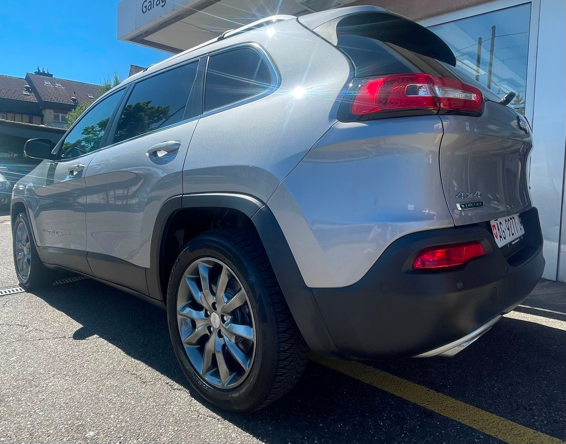 JEEP Compass 2.0 TD Limited AWD 9ATX | CH-Fahrzeug | Topausstattung | Neupreisvorteil 73% | Panorama | ACC | Leder | Navi-image-5
