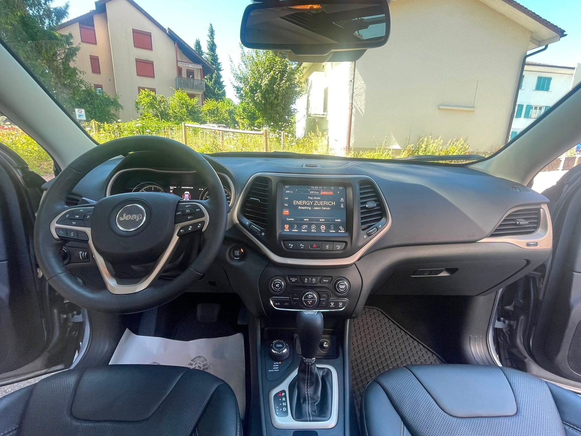 JEEP Compass 2.0 TD Limited AWD 9ATX | CH-Fahrzeug | Topausstattung | Neupreisvorteil 73% | Panorama | ACC | Leder | Navi-image-12