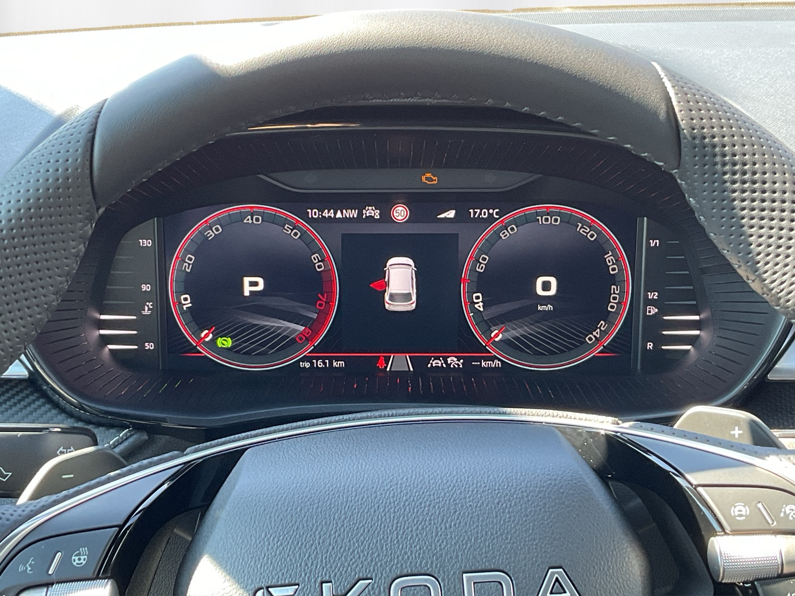 SKODA Fabia 1.5 TSI 130 DSG-image-7