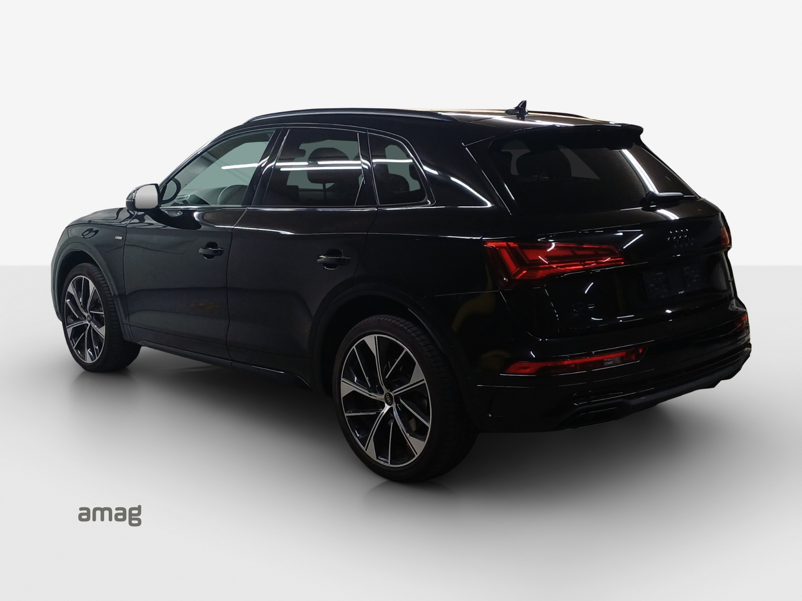 AUDI Q5 40 TDI S-line quattro S-tronic-showroom-element-2