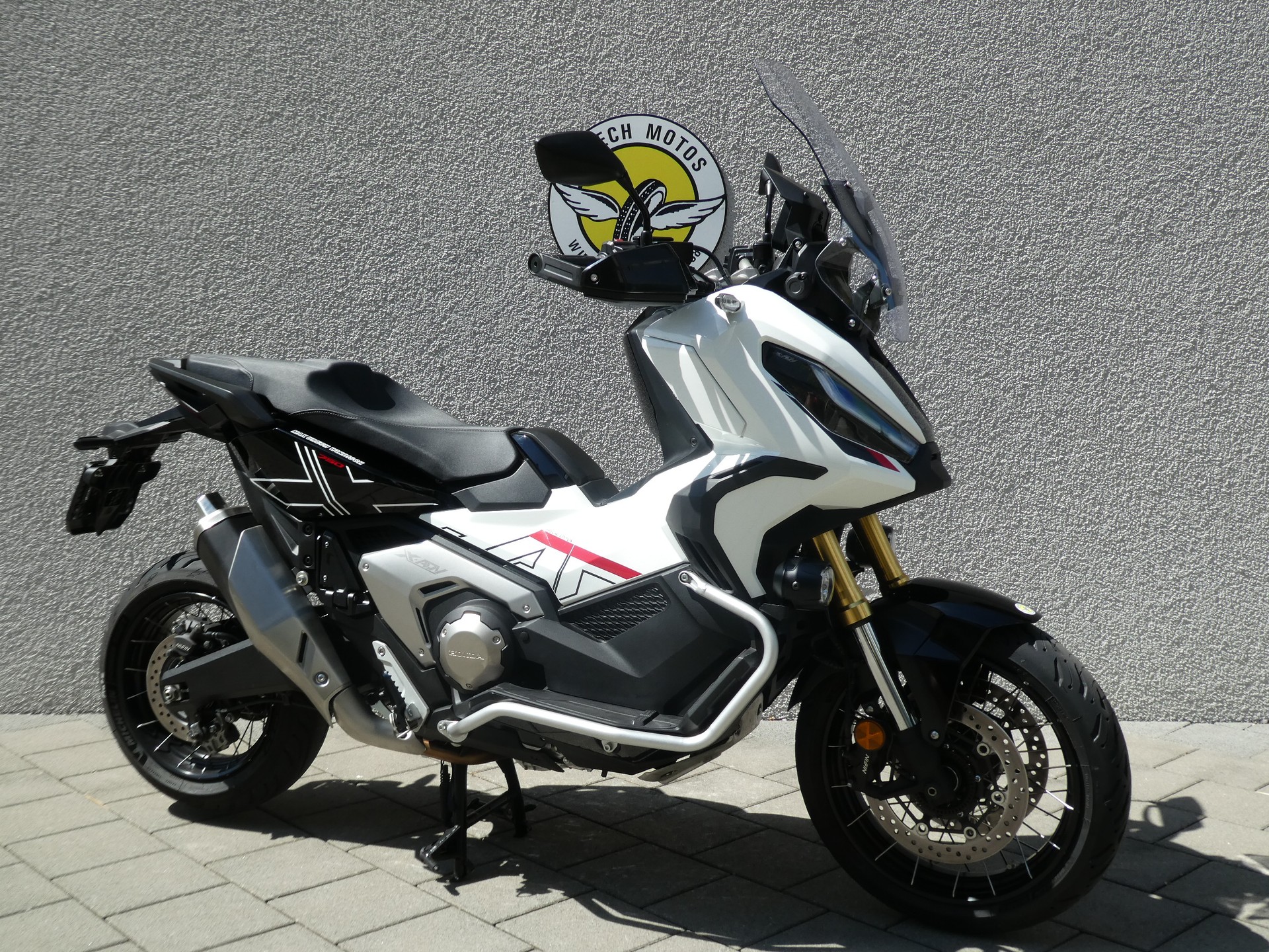 HONDA X-ADV 750 (35kW) und 43.1 KW