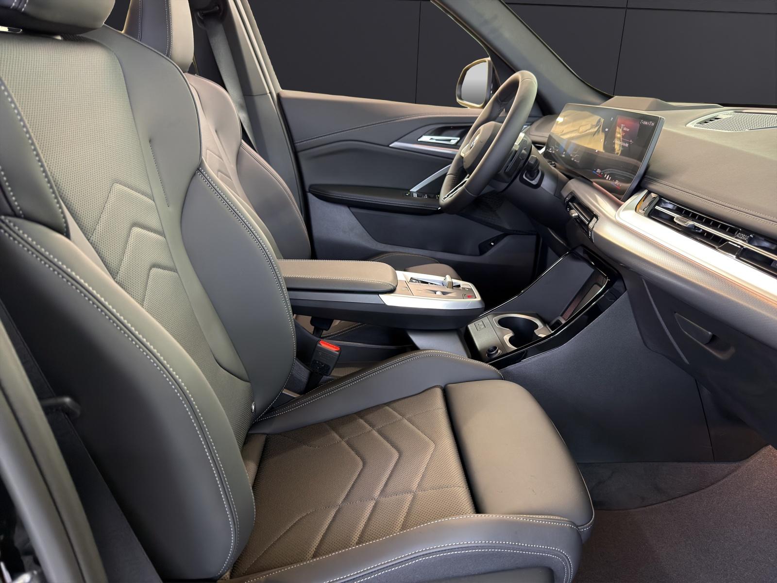 BMW X1 20d xDrive-image-14