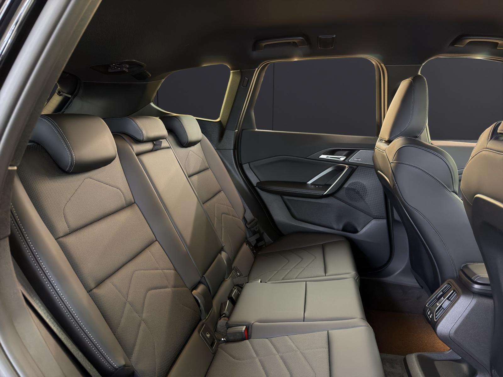 BMW X1 20d xDrive-image-13