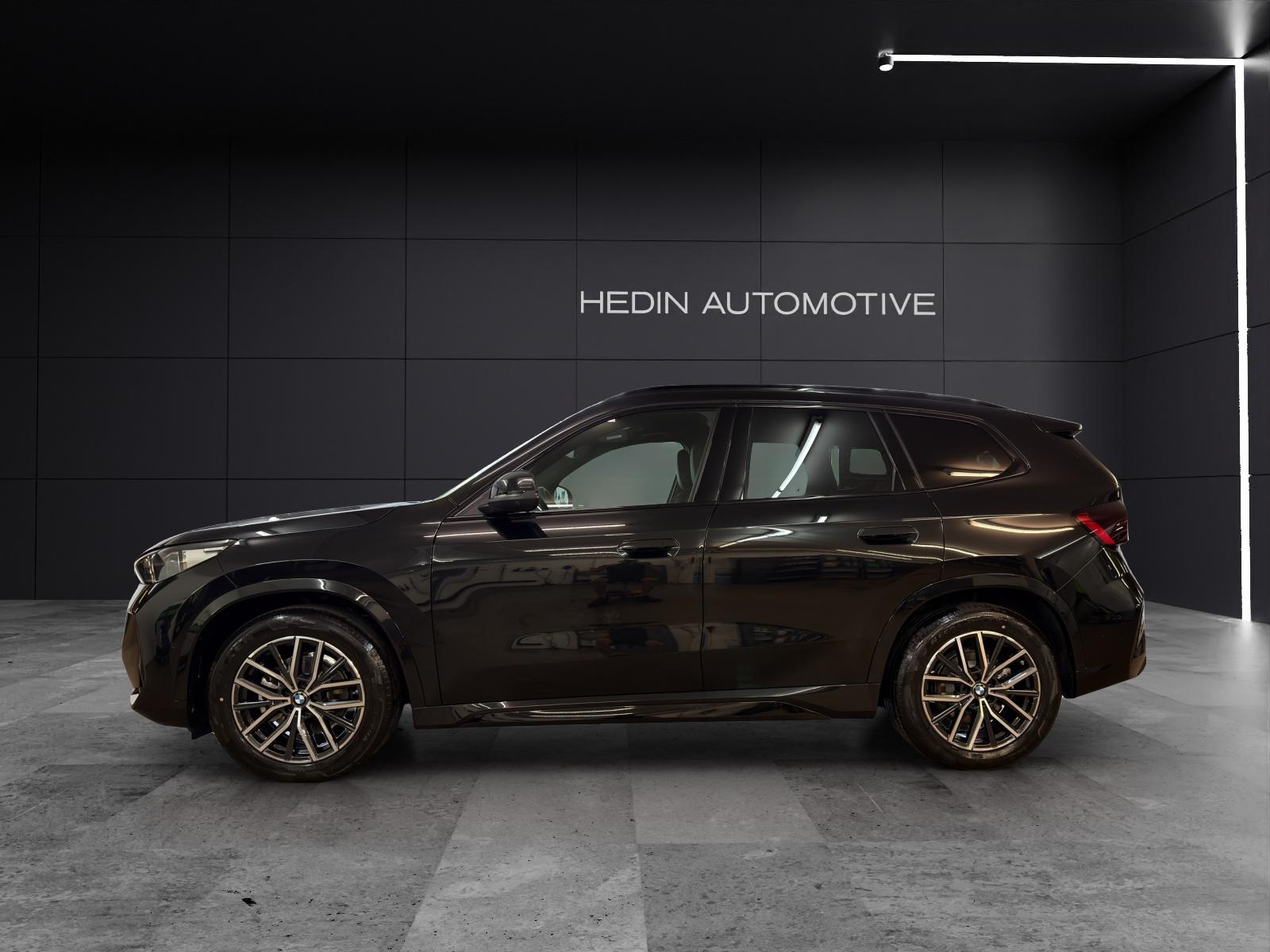 BMW X1 20d xDrive-showroom-element-1