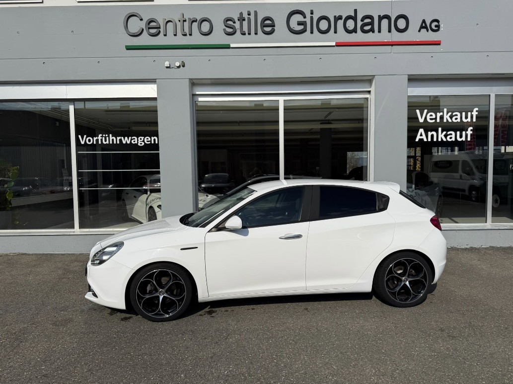 ALFA ROMEO Giulietta 1.6 JTDM Super-showroom-element-1