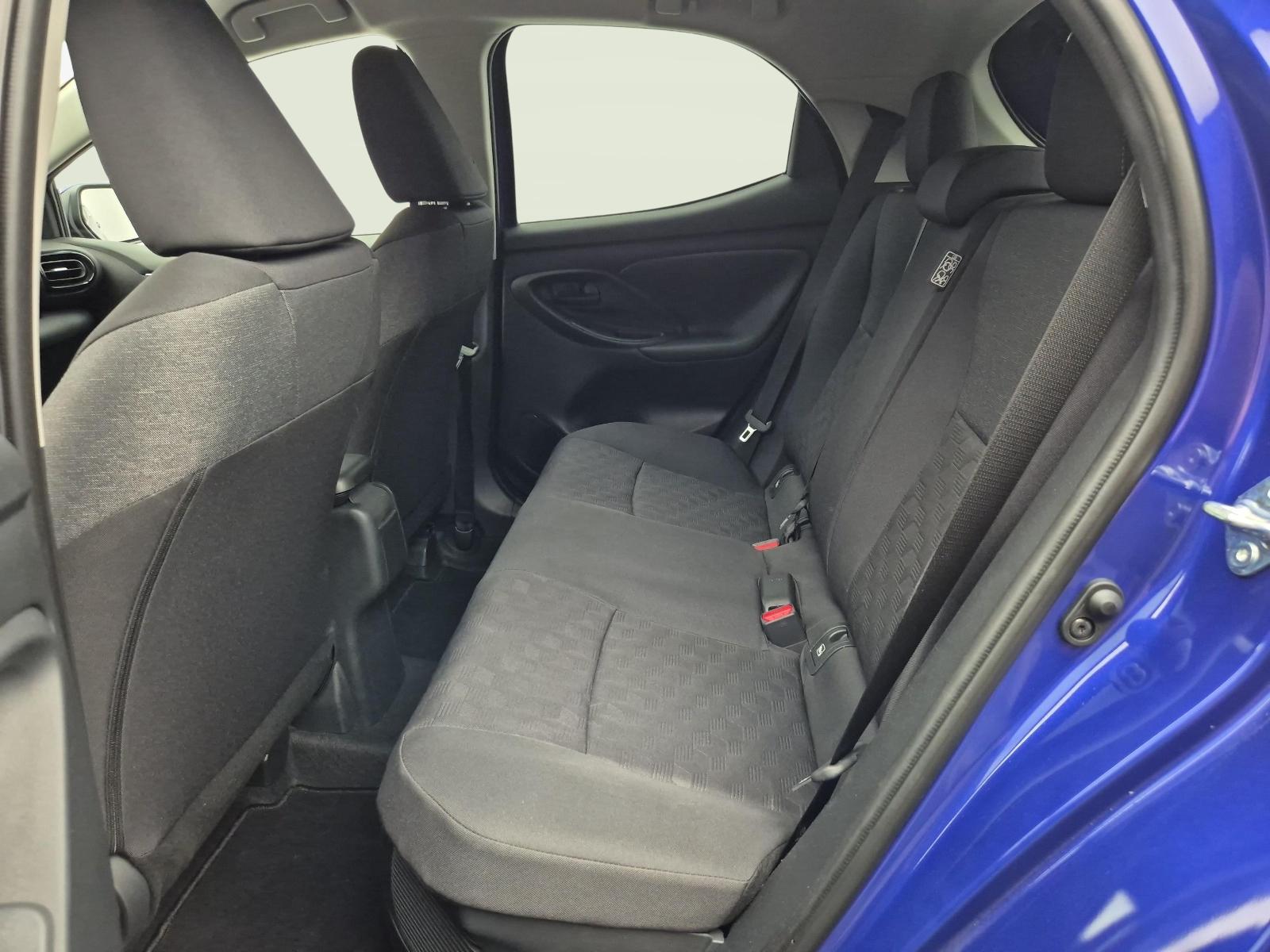 TOYOTA Yaris 1.5 VVT-i HSD Trend-showroom-element-3
