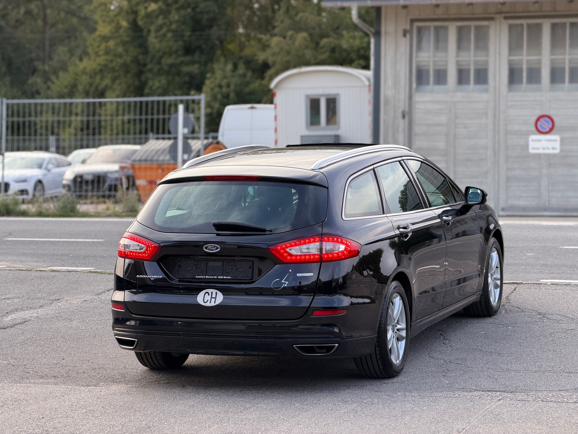 FORD Mondeo 2.0 EcoBoost SCTi Titanium Automatic-image-4
