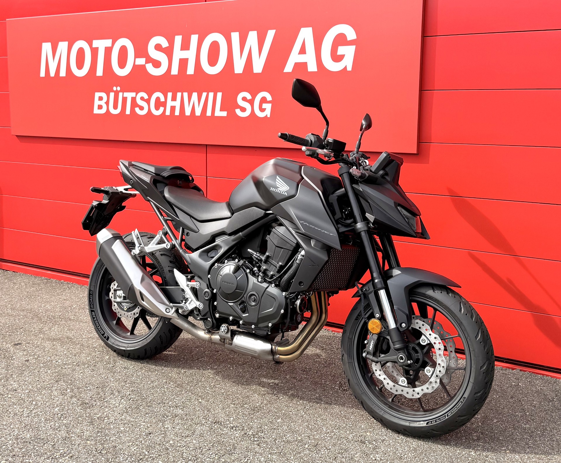 HONDA CB 750 Hornet-showroom-element-1