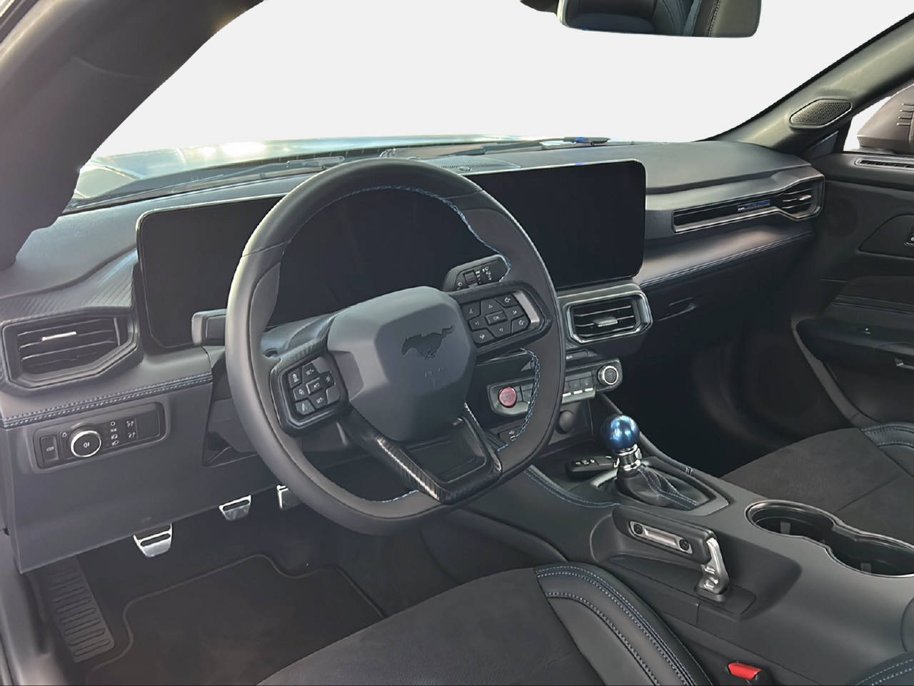 FORD Mustang Coupé 5.0 V8 Dark Horse-image-4