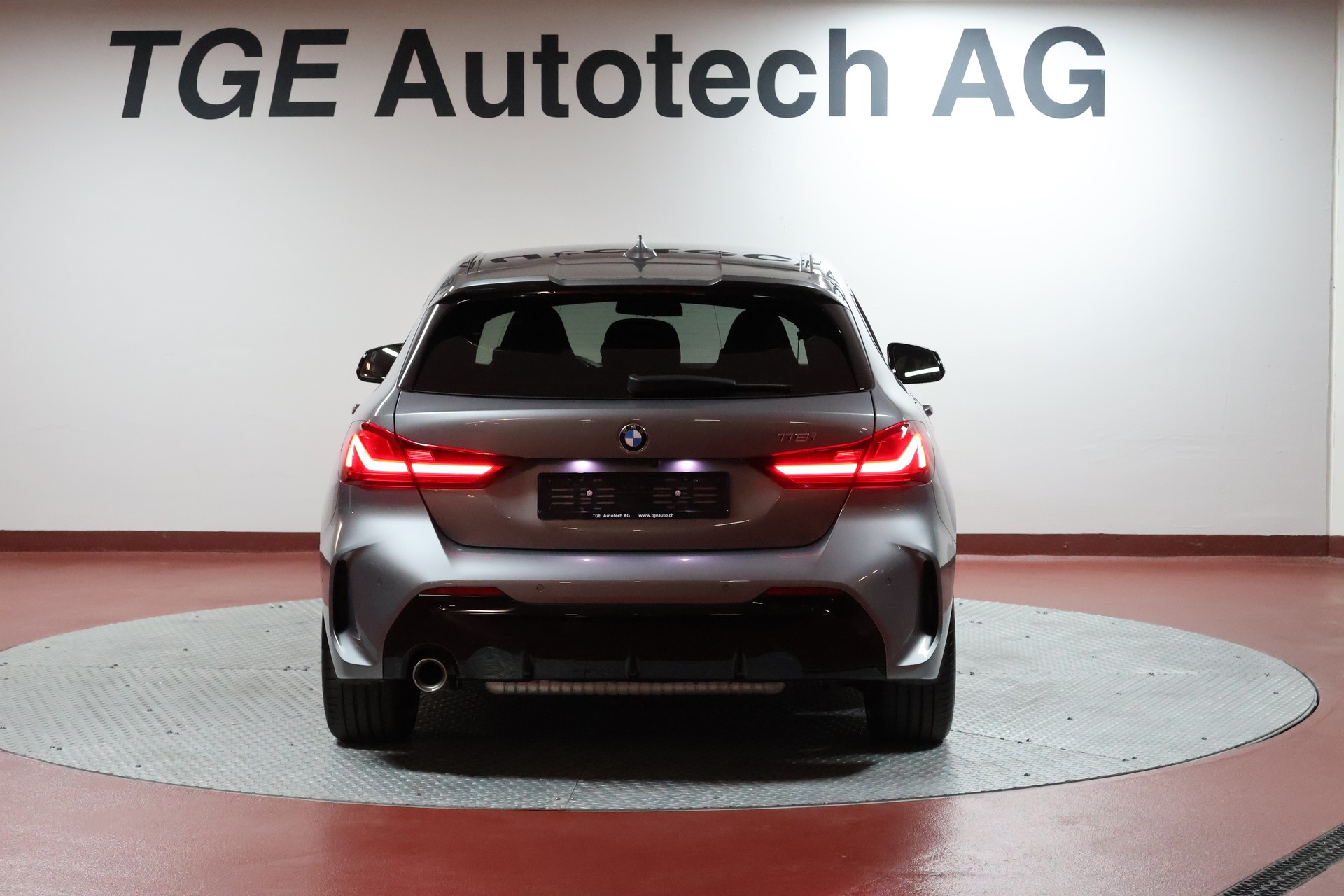 BMW 118i M Sport Steptronic-image-21