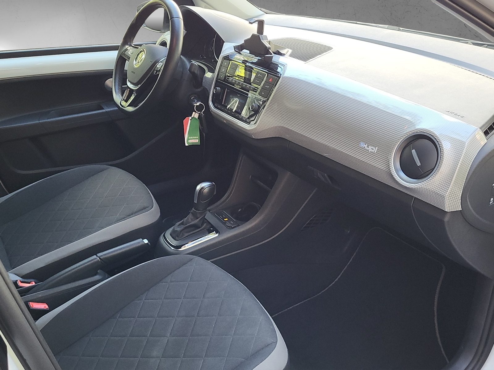 VW e-up Limited-image-9