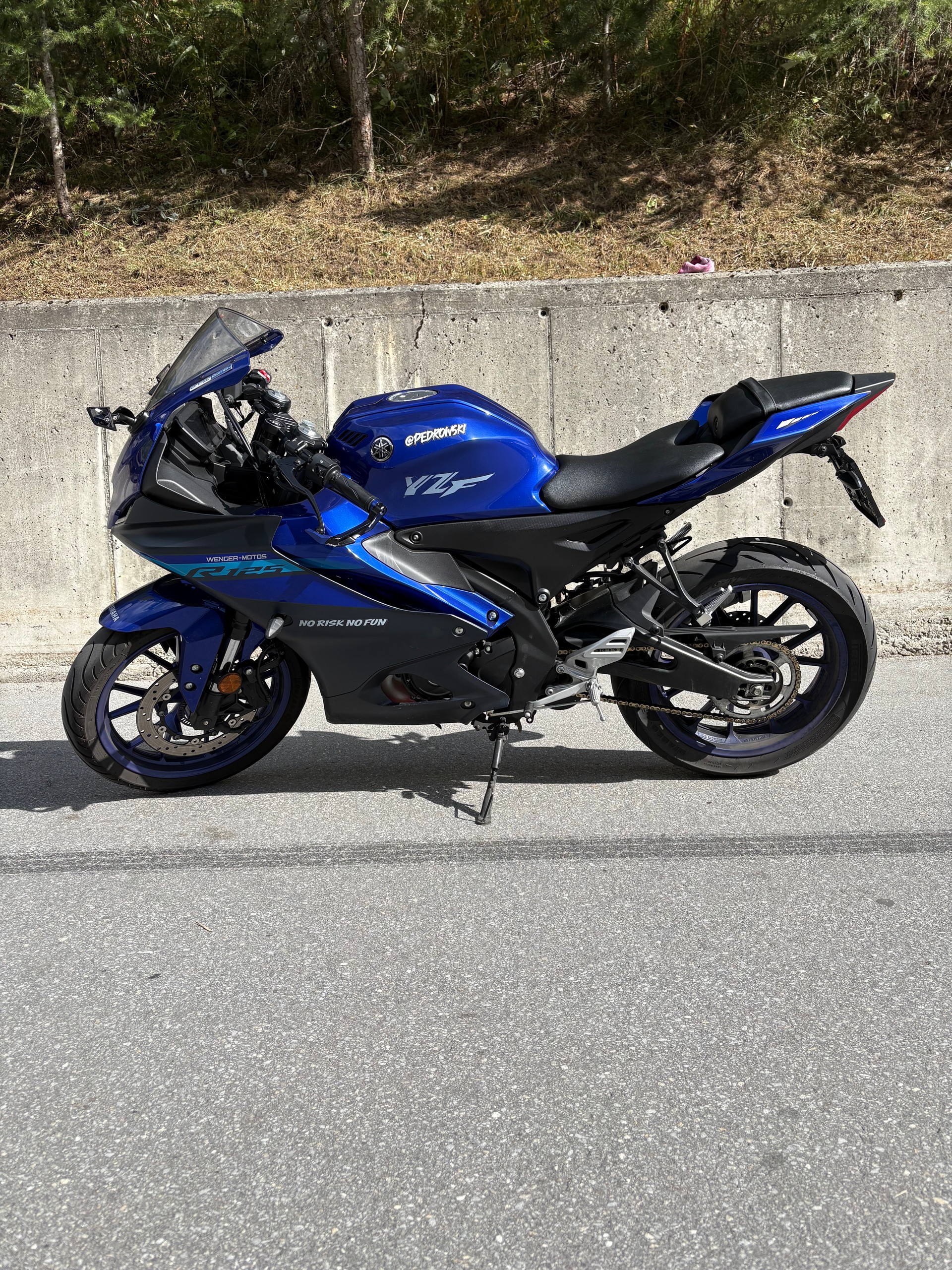 YAMAHA YZF-R 125 ABS-image-0