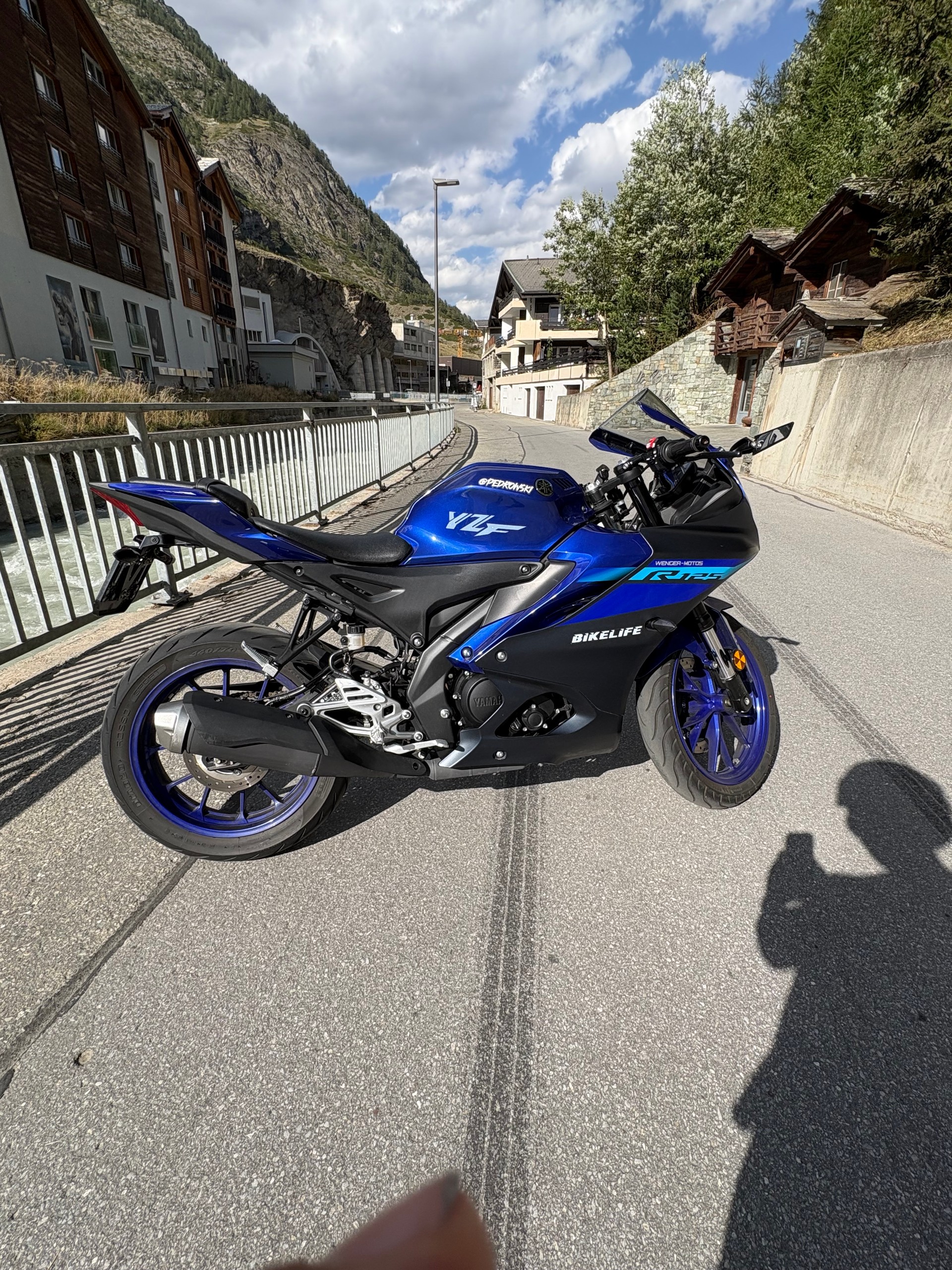 YAMAHA YZF-R 125 ABS-image-7