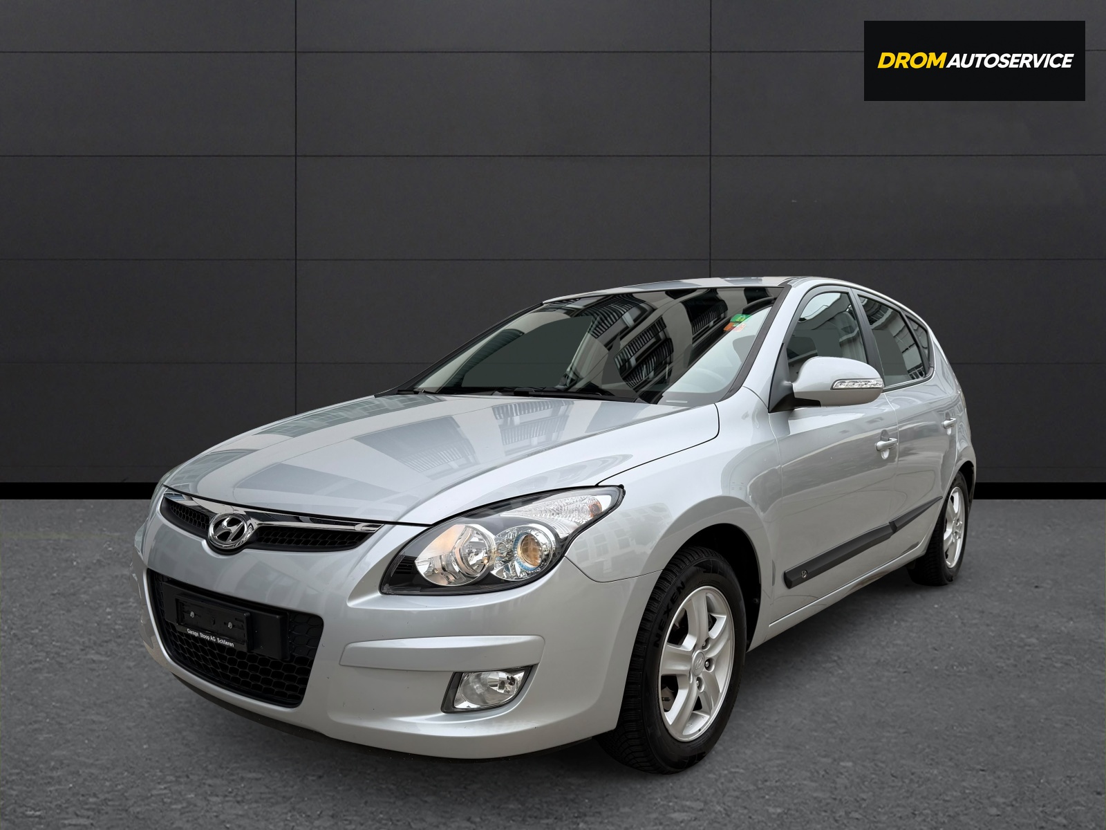 HYUNDAI i30 1.6 Swiss Plus Edition-showroom-element-2