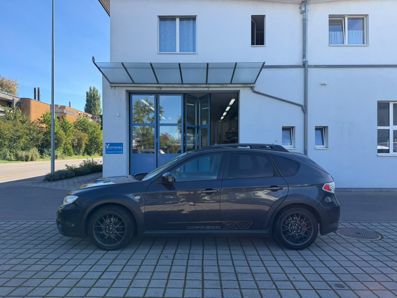 SUBARU Impreza 2.0XV Style-showroom-element-1