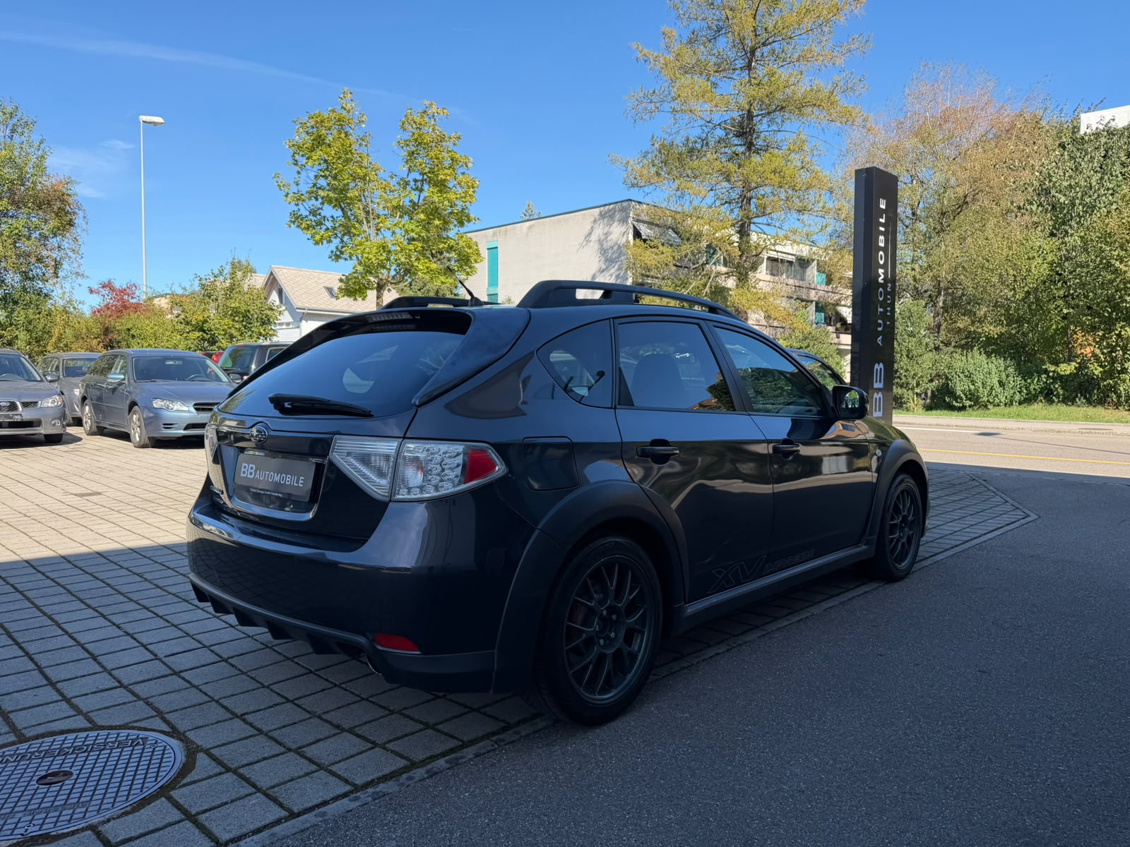SUBARU Impreza 2.0XV Style-showroom-element-3