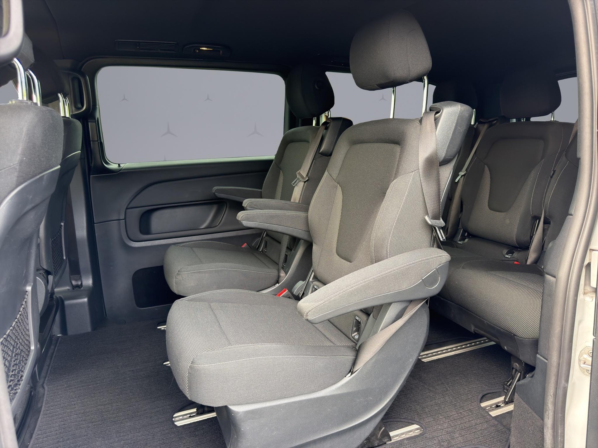 MERCEDES-BENZ V-Klasse V447 Van V 250 d BlueTec lang 4matic-image-9