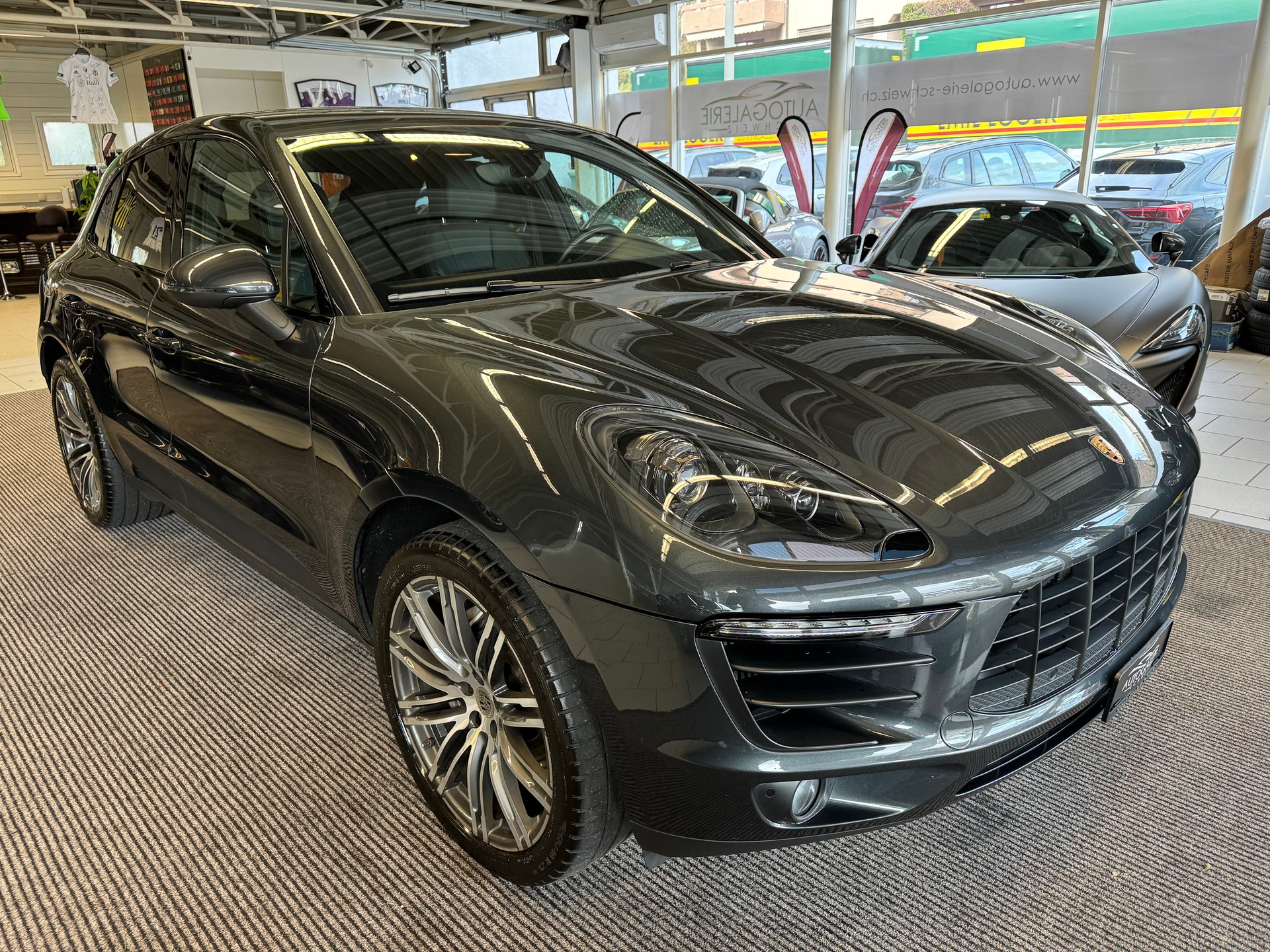 PORSCHE Macan S PDK | CH Swiss Package | Luftfederung | 21" | PDLS+ | PANORAMA | Memory | DAB+ |-image-24
