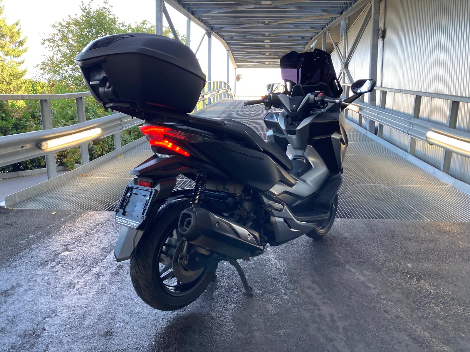 HONDA NSS 300 Forza ABS-image-3